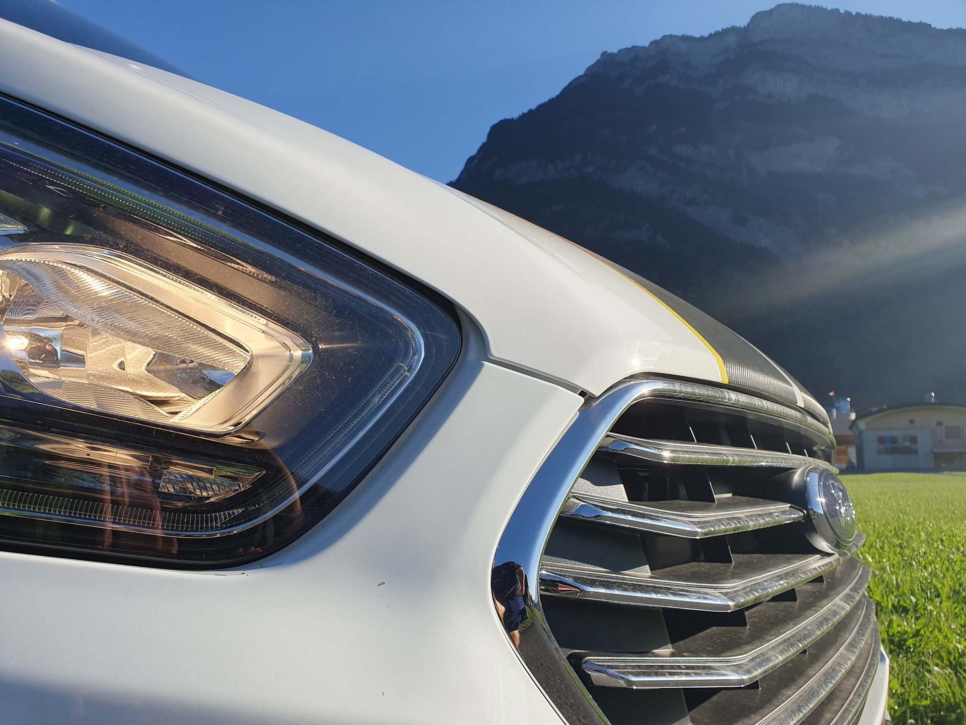 FORD Tourneo Custom 320 L1 2.0 TDCi 185 Titanium-image-1