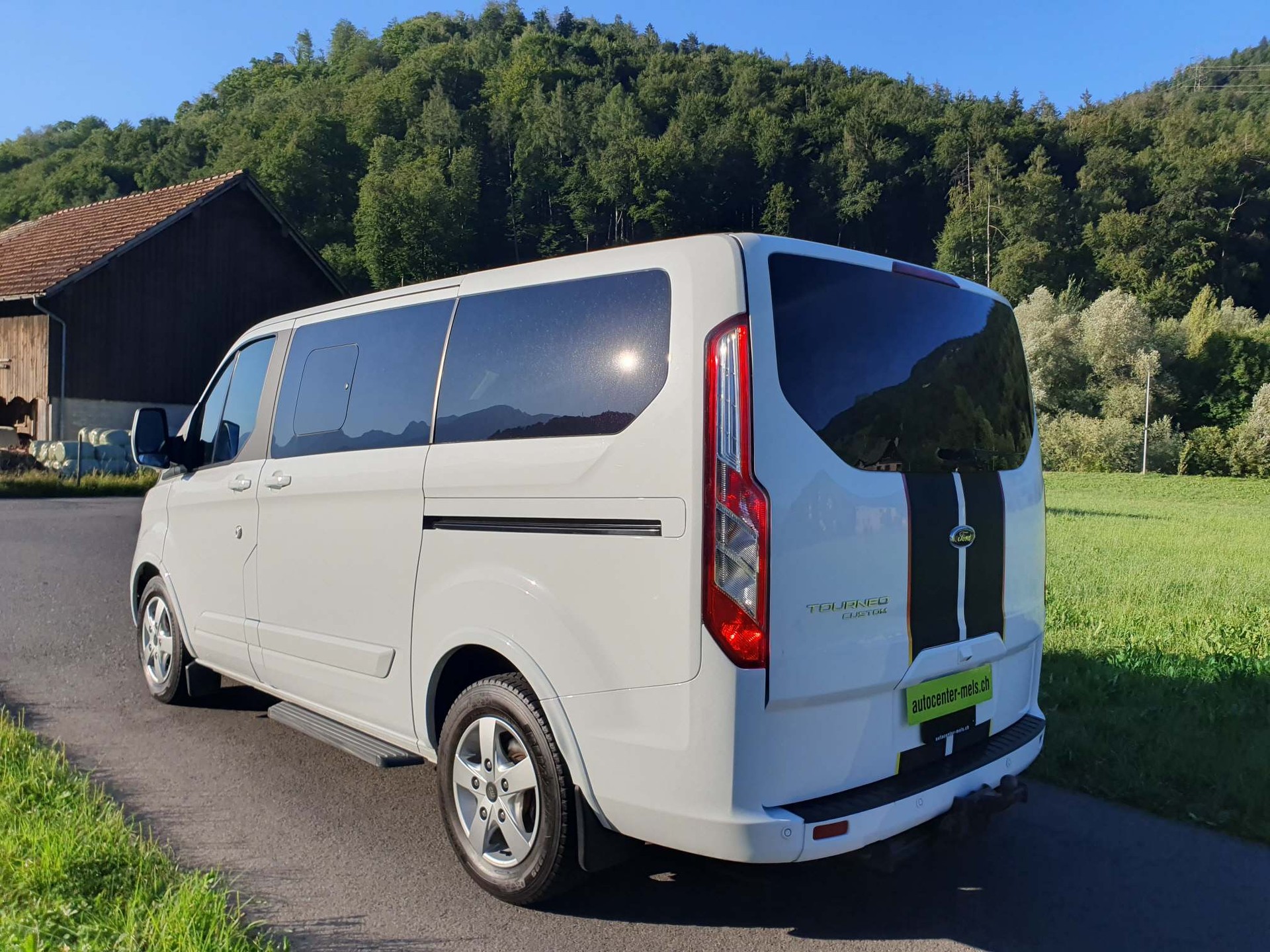 FORD Tourneo Custom 320 L1 2.0 TDCi 185 Titanium-image-5