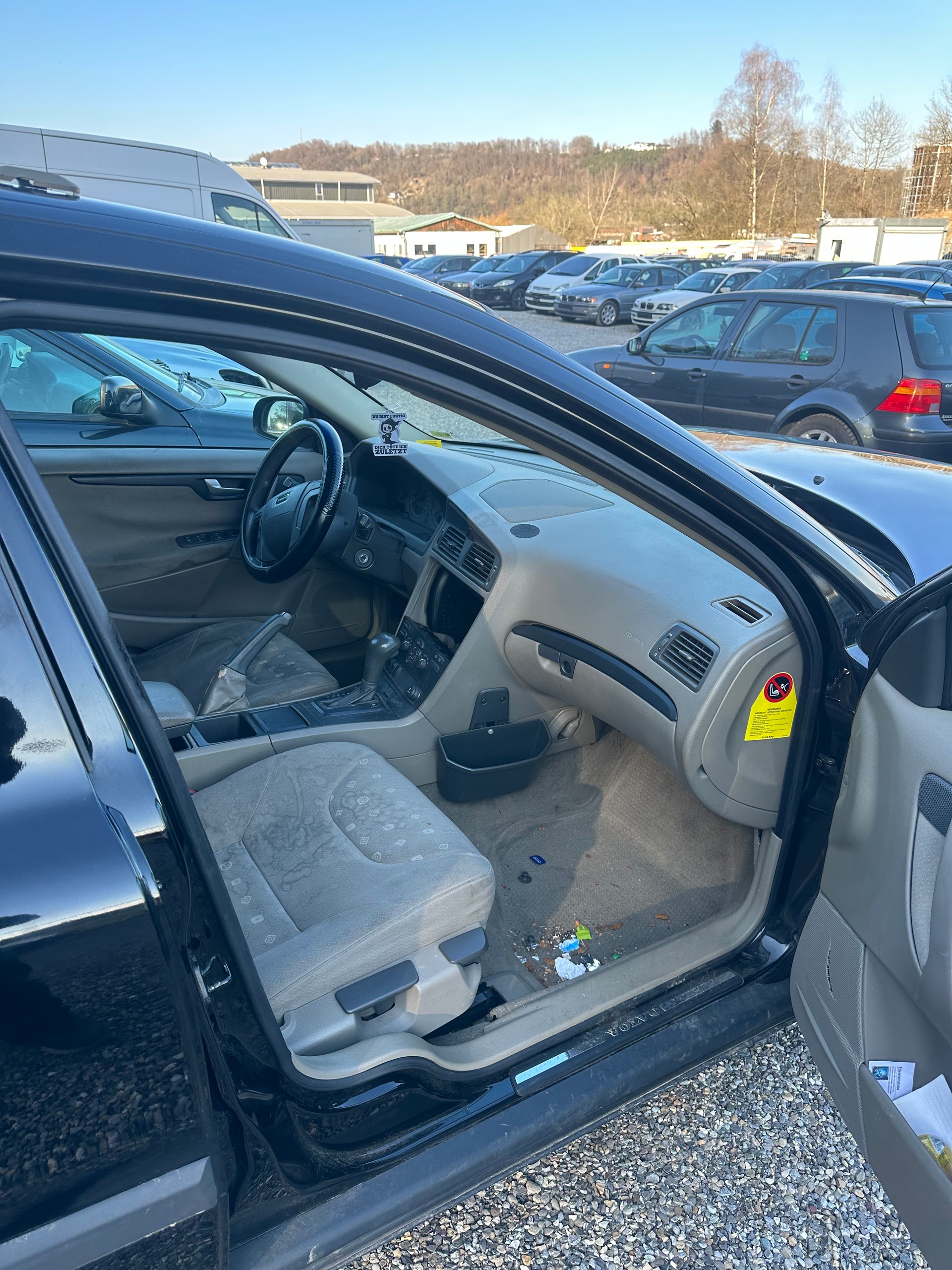 VOLVO V70 2.4T-image-5