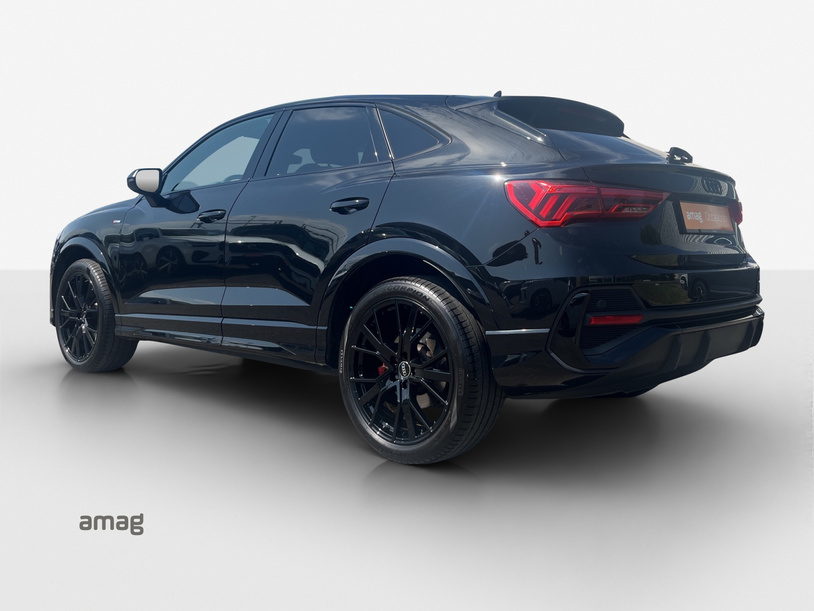 AUDI Q3 Sportback 45 TFSI S line quattro S-tronic-showroom-element-2