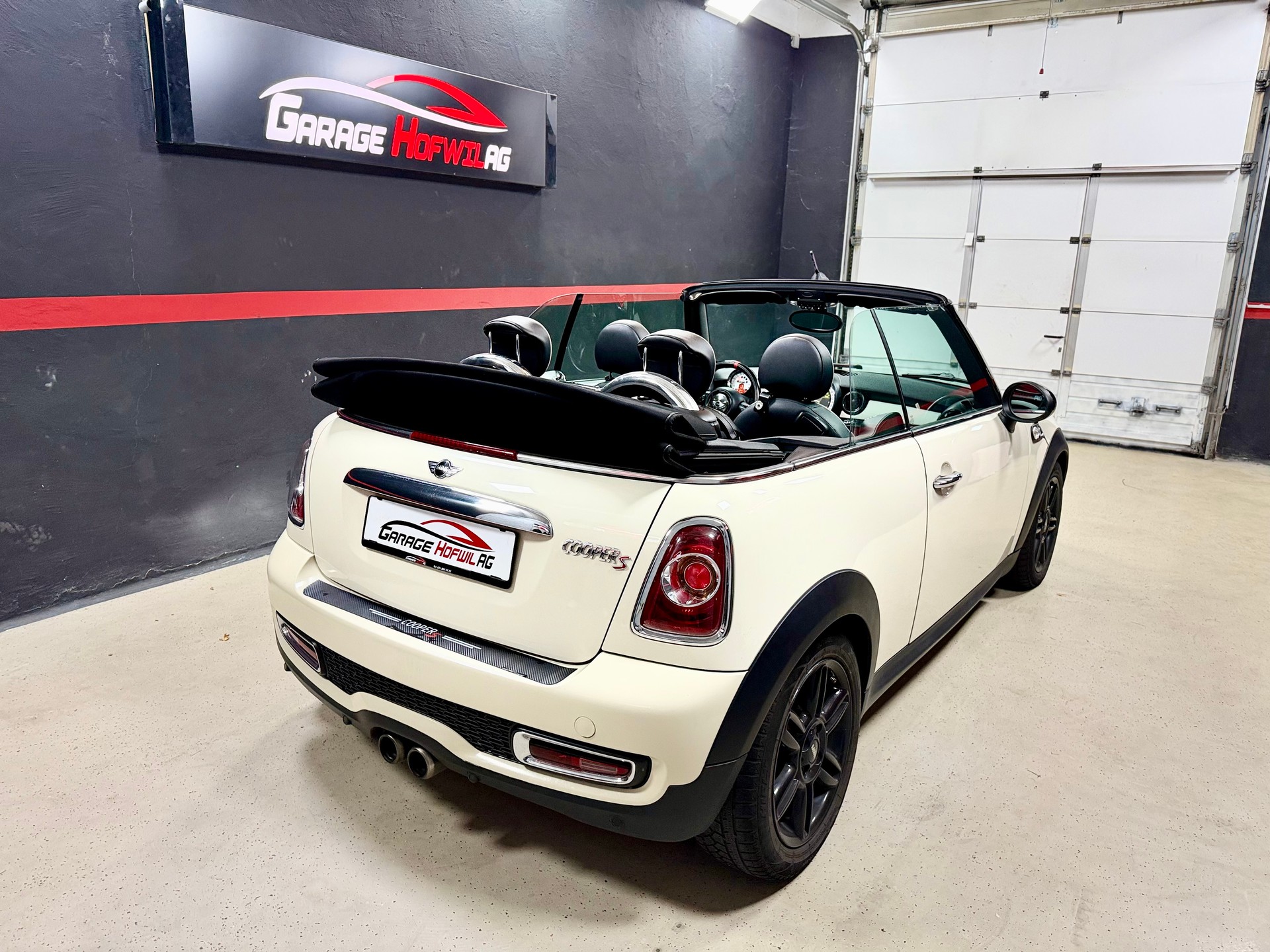 MINI Cooper S Cabriolet-image-4