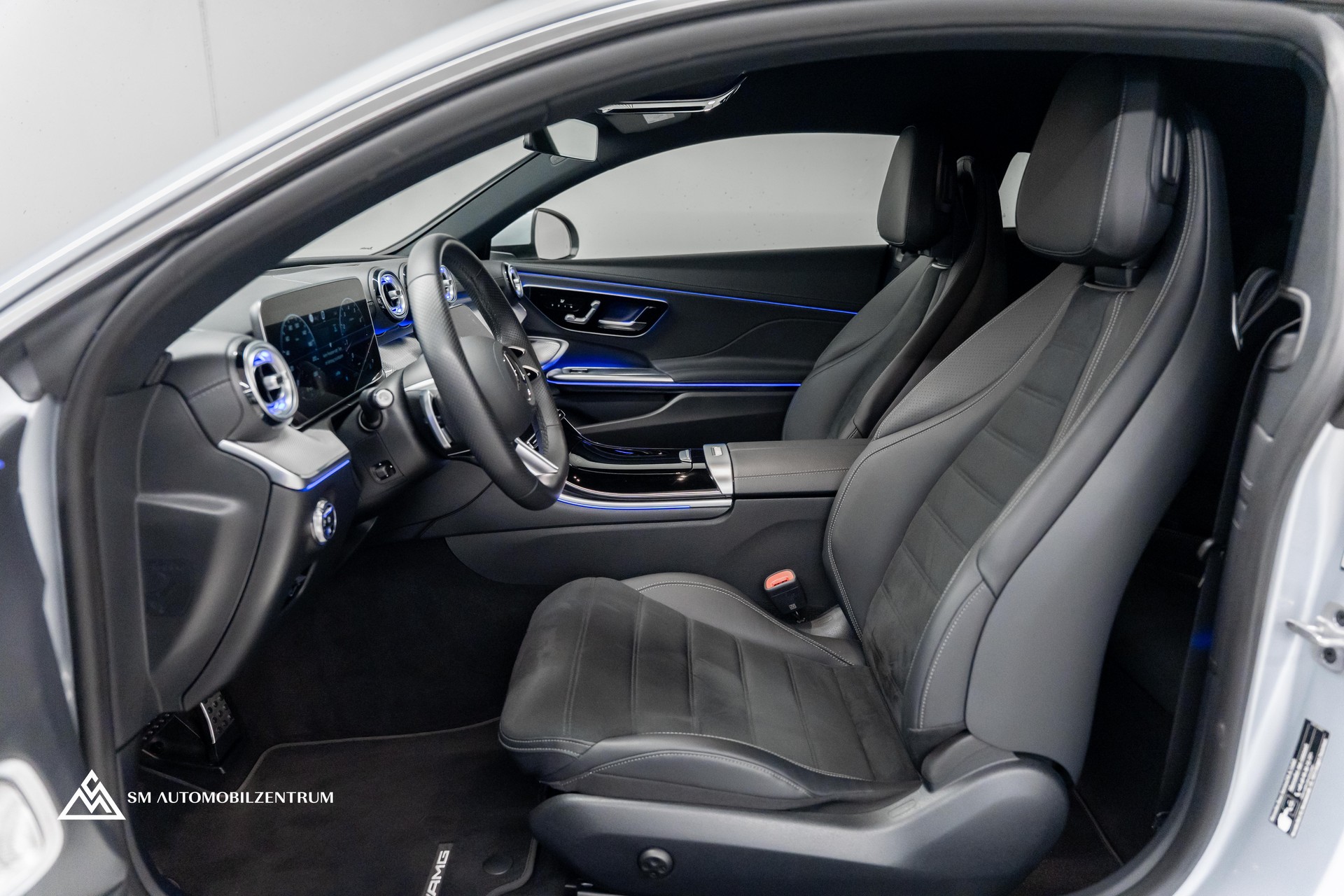 MERCEDES-BENZ CLE 300 AMG Line 4matic Coupé / 360° / Burmester / Lenkradheizung-image-15