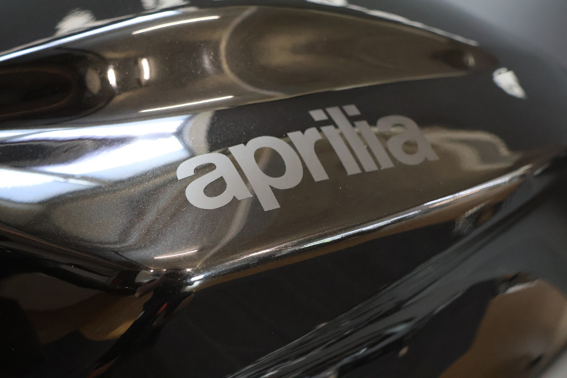 APRILIA RS 660 Factory Ultra Dark E5+ (35kW)-image-3