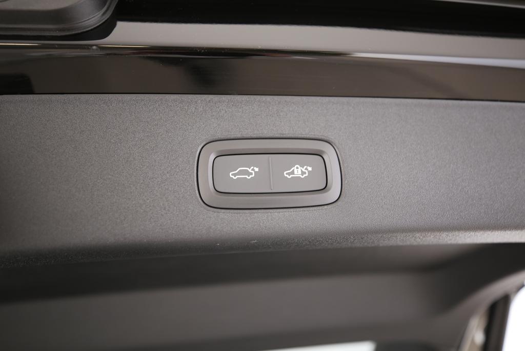 VOLVO EX60 Twin Ultra AWD-image-17