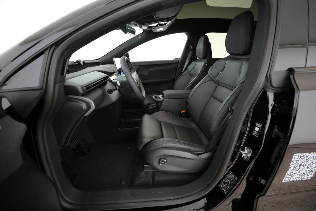 VOLVO EX60 Twin Ultra AWD-image-4