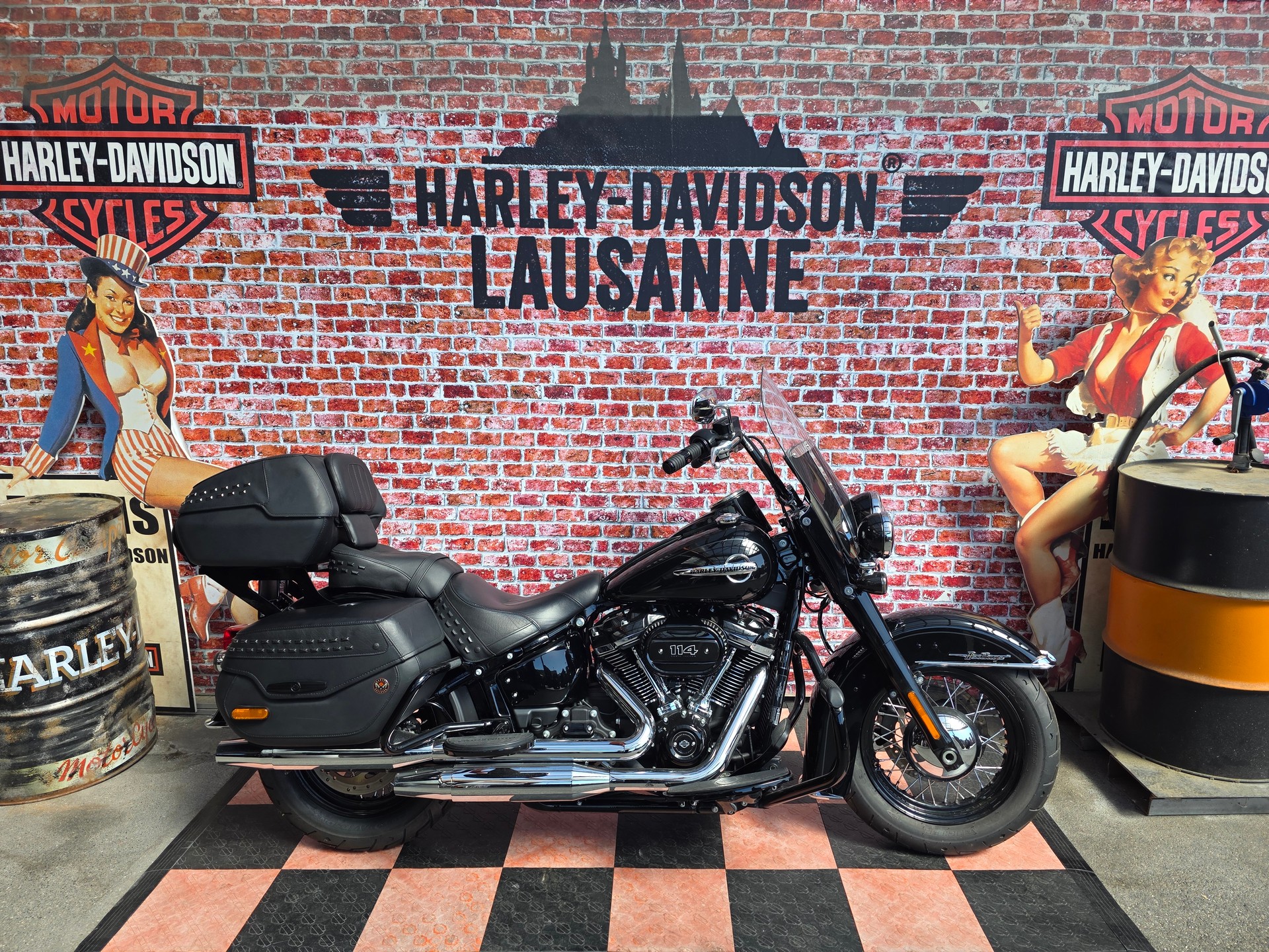HARLEY-DAVIDSON FLHCS Heritage Classic 114 ABS-image-0