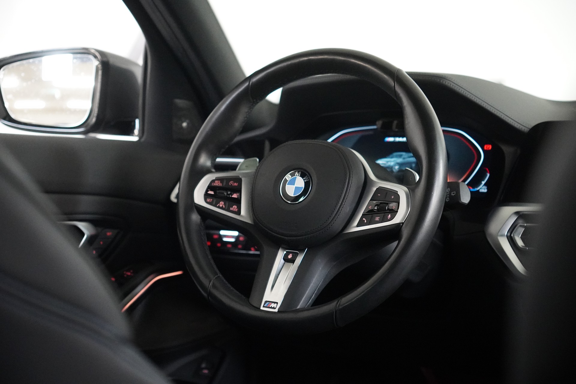 BMW M340d xDrive 48V Touring Steptronic Sport-image-22