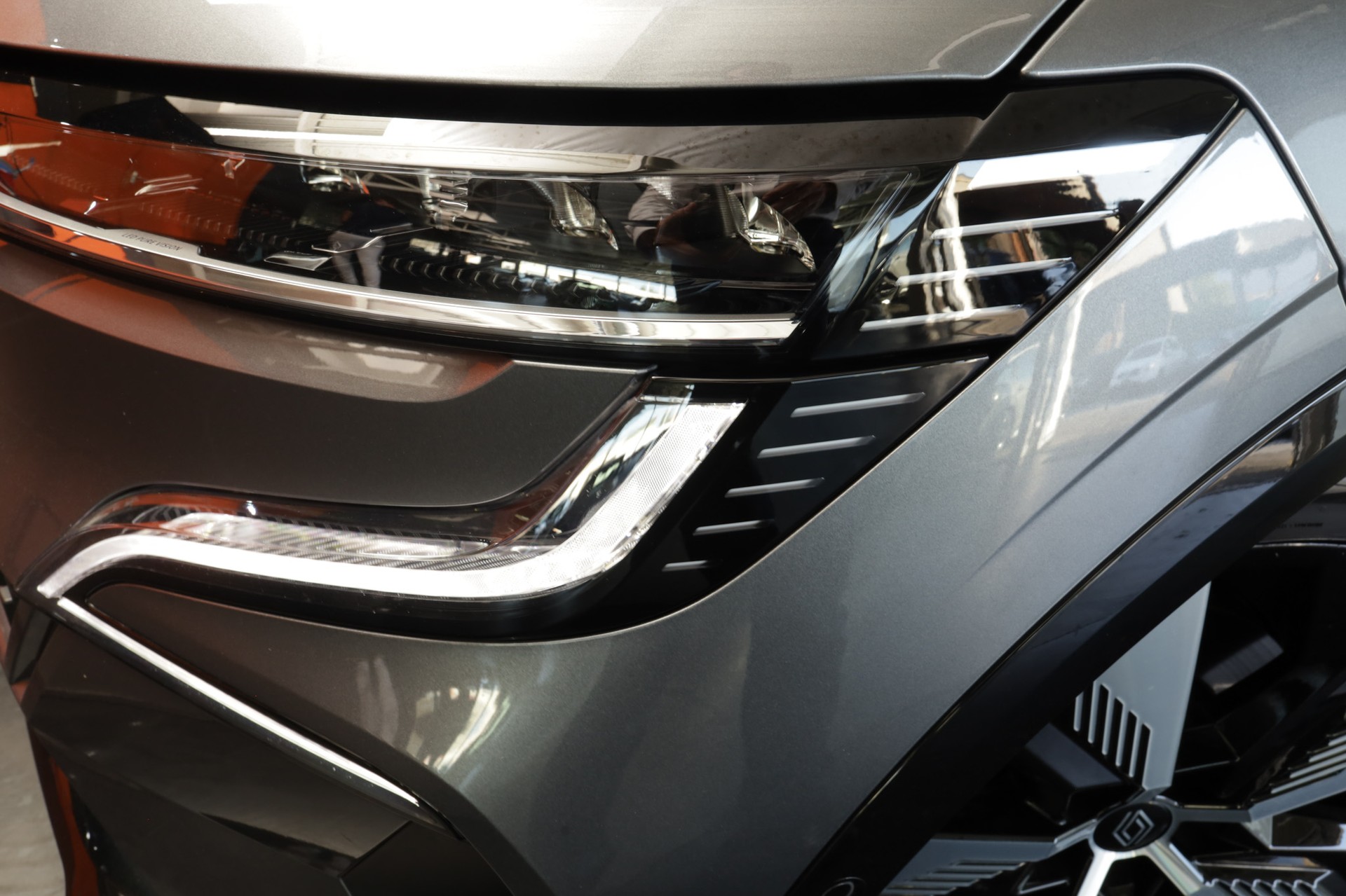 RENAULT Mégane E-TECH EV60 Techno Schiste Grey-image-23