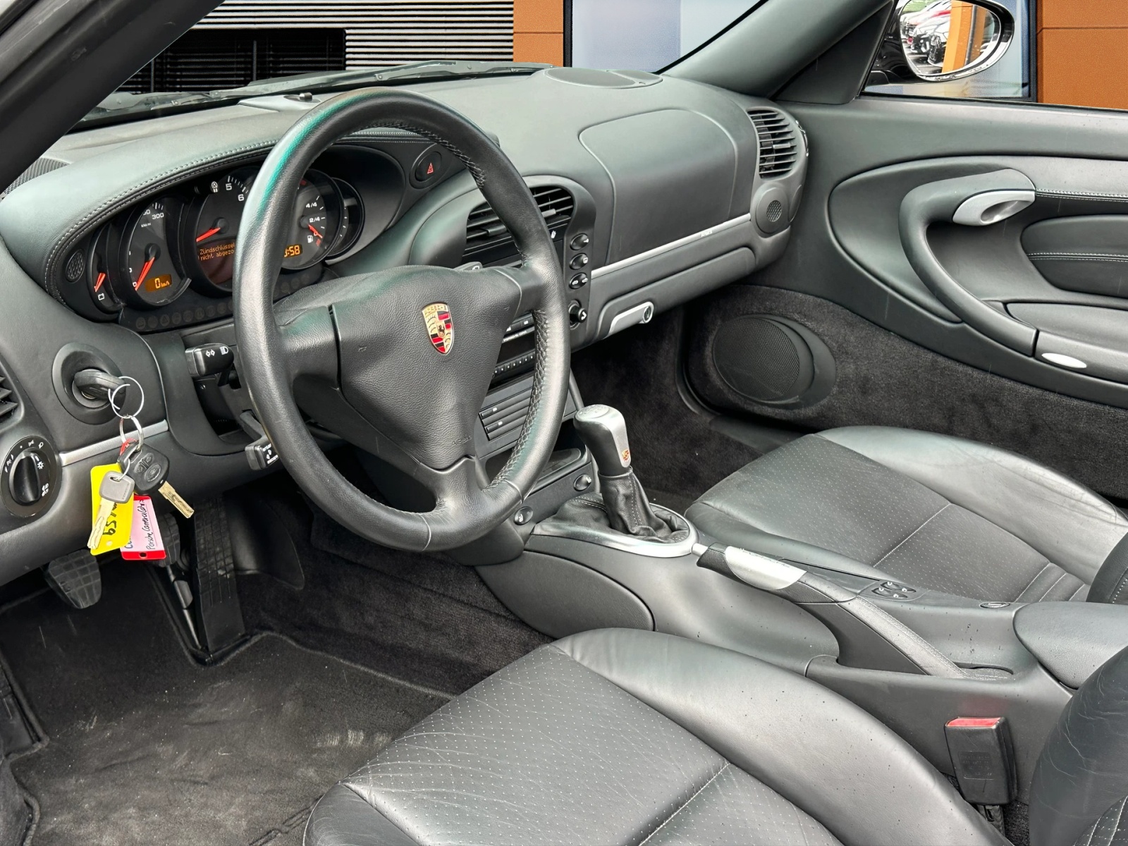 PORSCHE 911 Cabriolet 3.6 Carrera 2 / Top Zustand-image-8