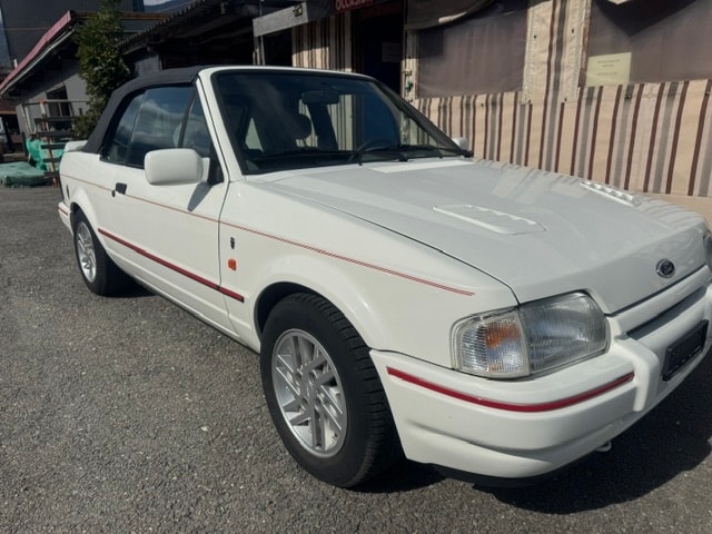 FORD Escort 1600i Ghia