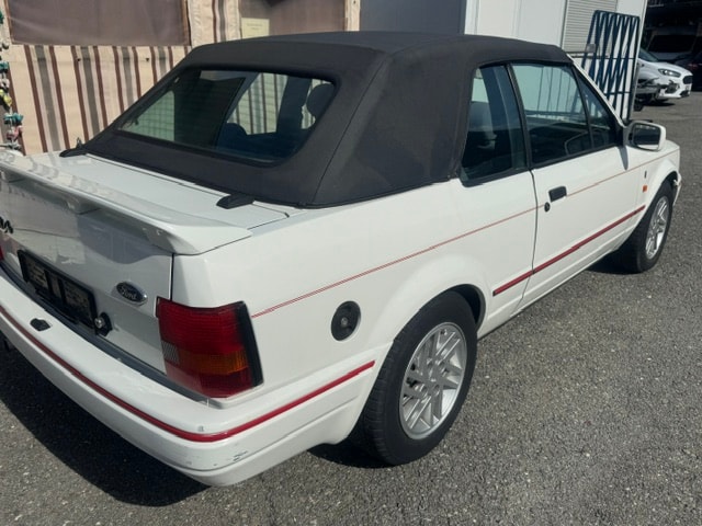 FORD Escort 1600i Ghia-image-5