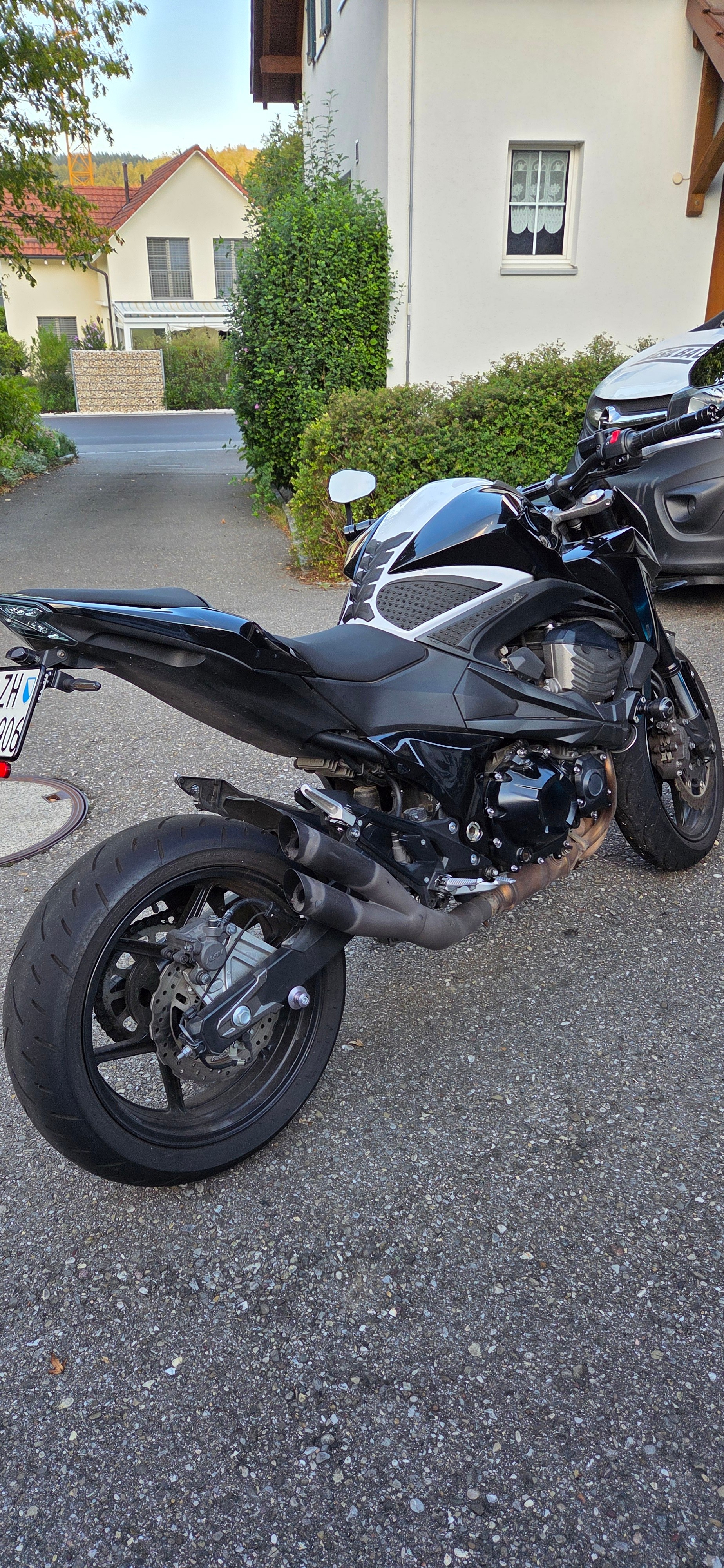 KAWASAKI Z 800 e version ABS-image-2