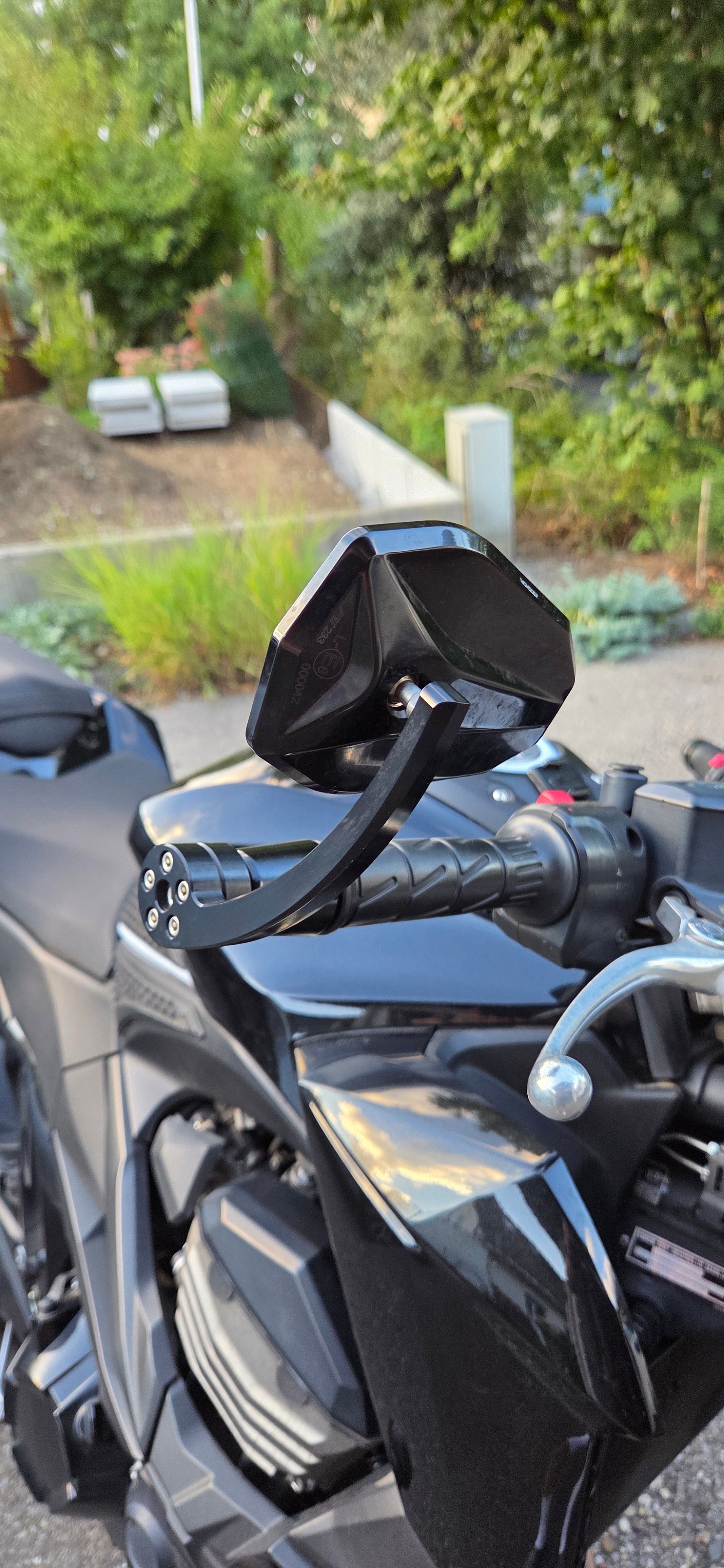 KAWASAKI Z 800 e version ABS-image-4