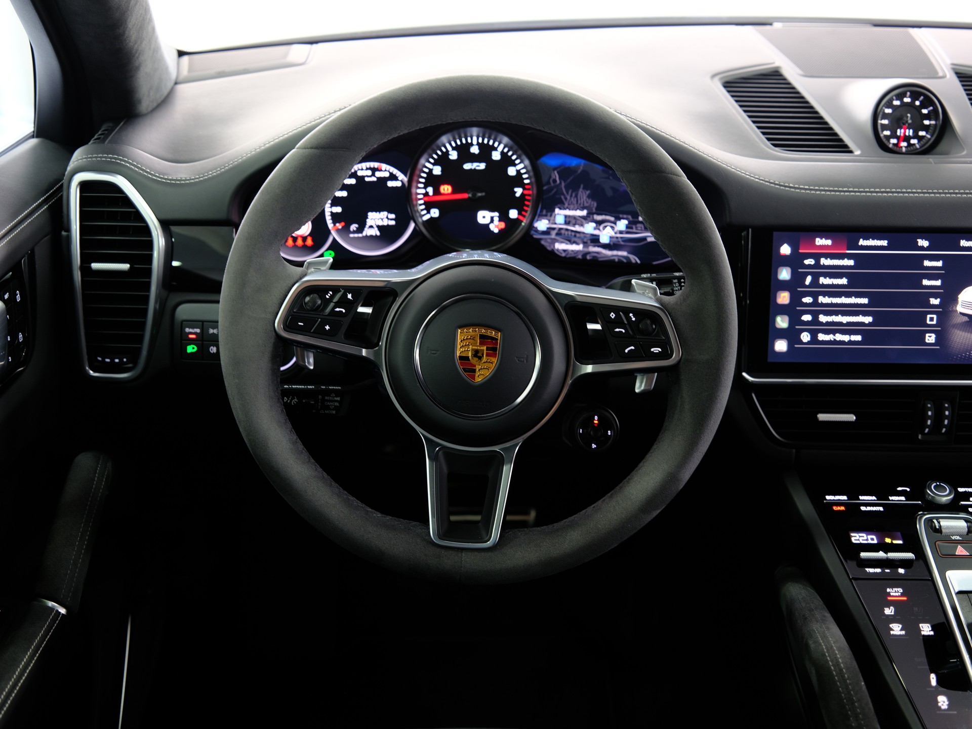 PORSCHE Cayenne GTS *Burmester* *360° Kamera* *Approved Garantie*-image-26