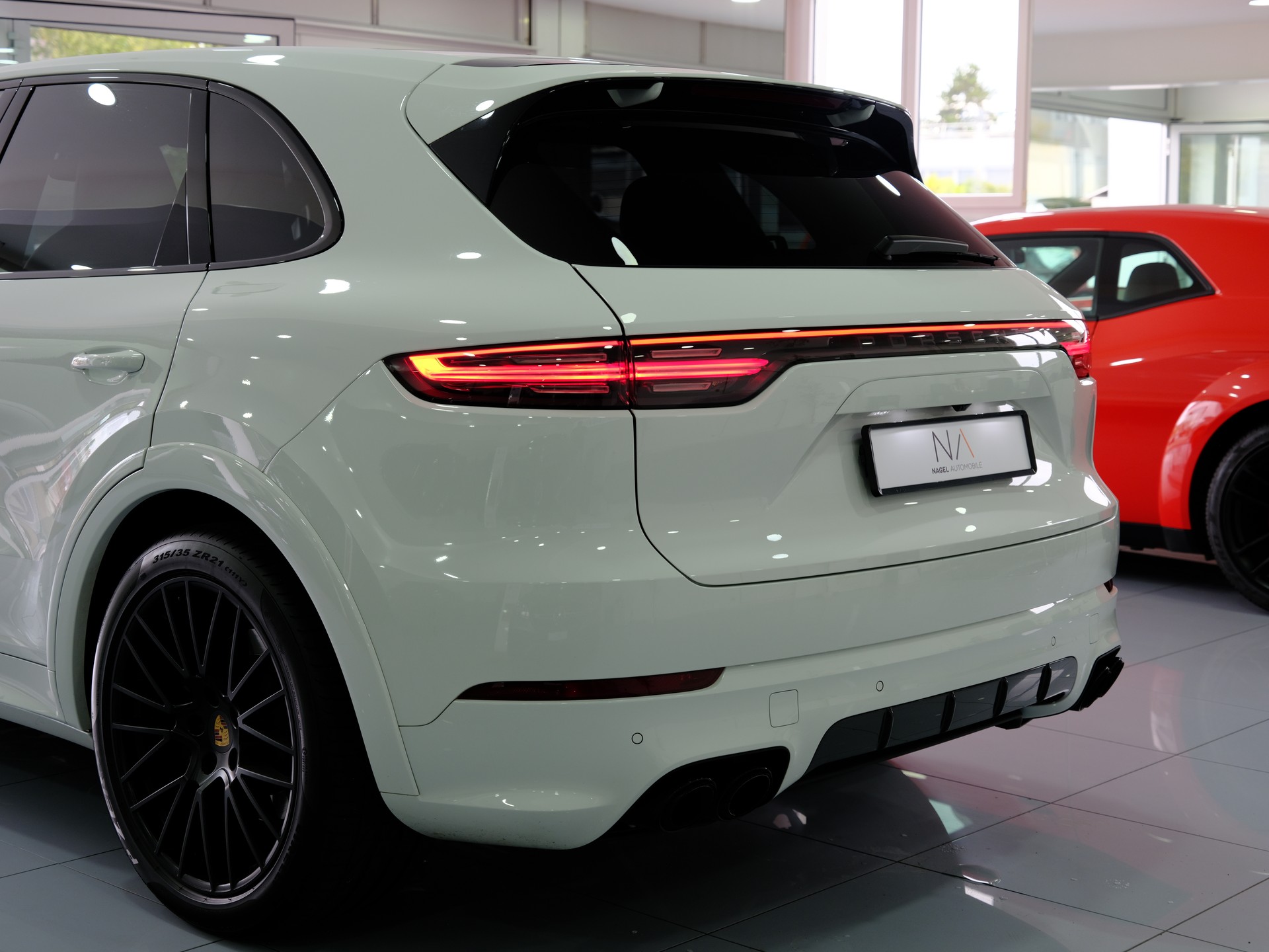 PORSCHE Cayenne GTS *Burmester* *360° Kamera* *Approved Garantie*-image-15