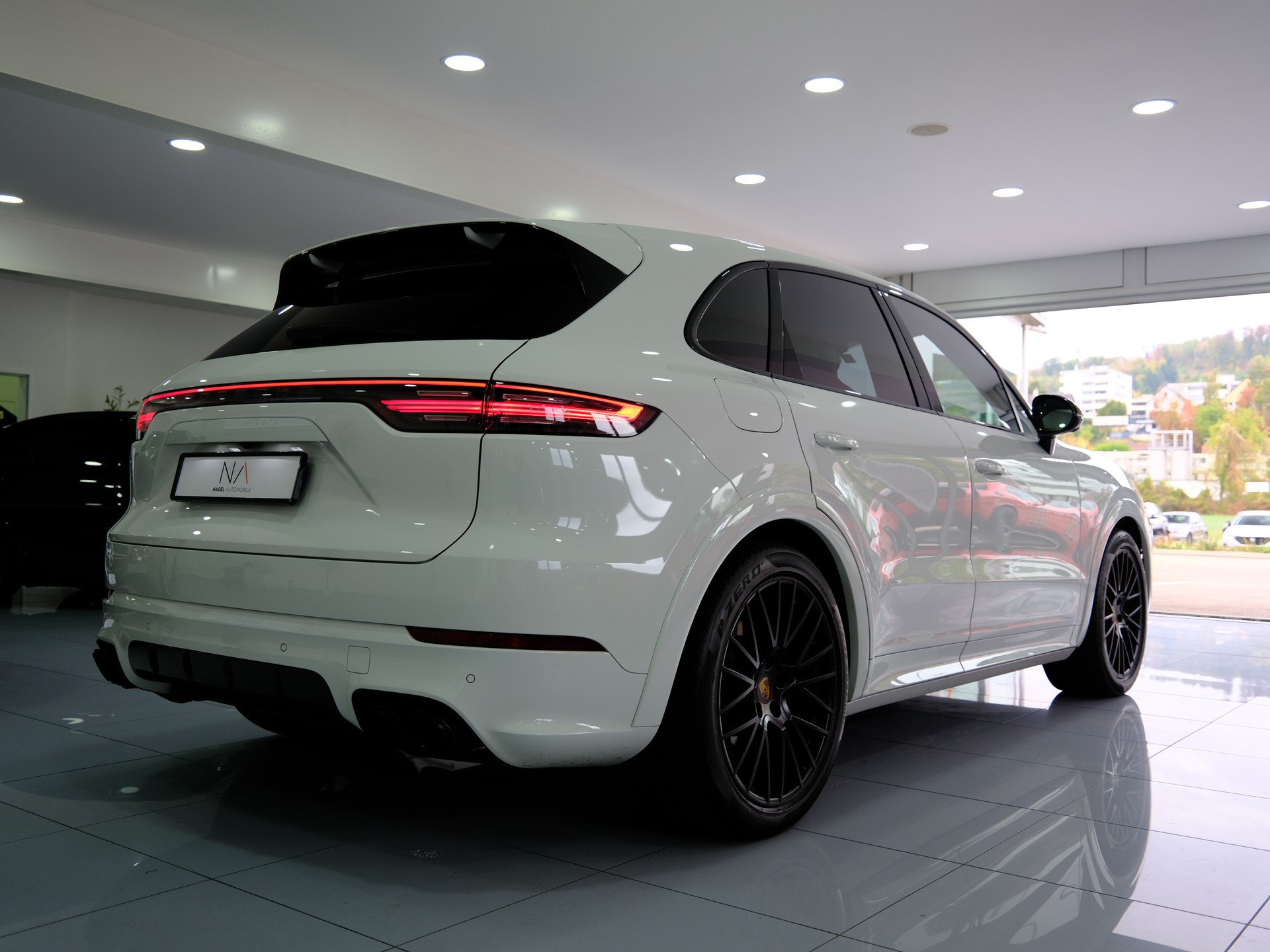 PORSCHE Cayenne GTS *Burmester* *360° Kamera* *Approved Garantie*-image-6