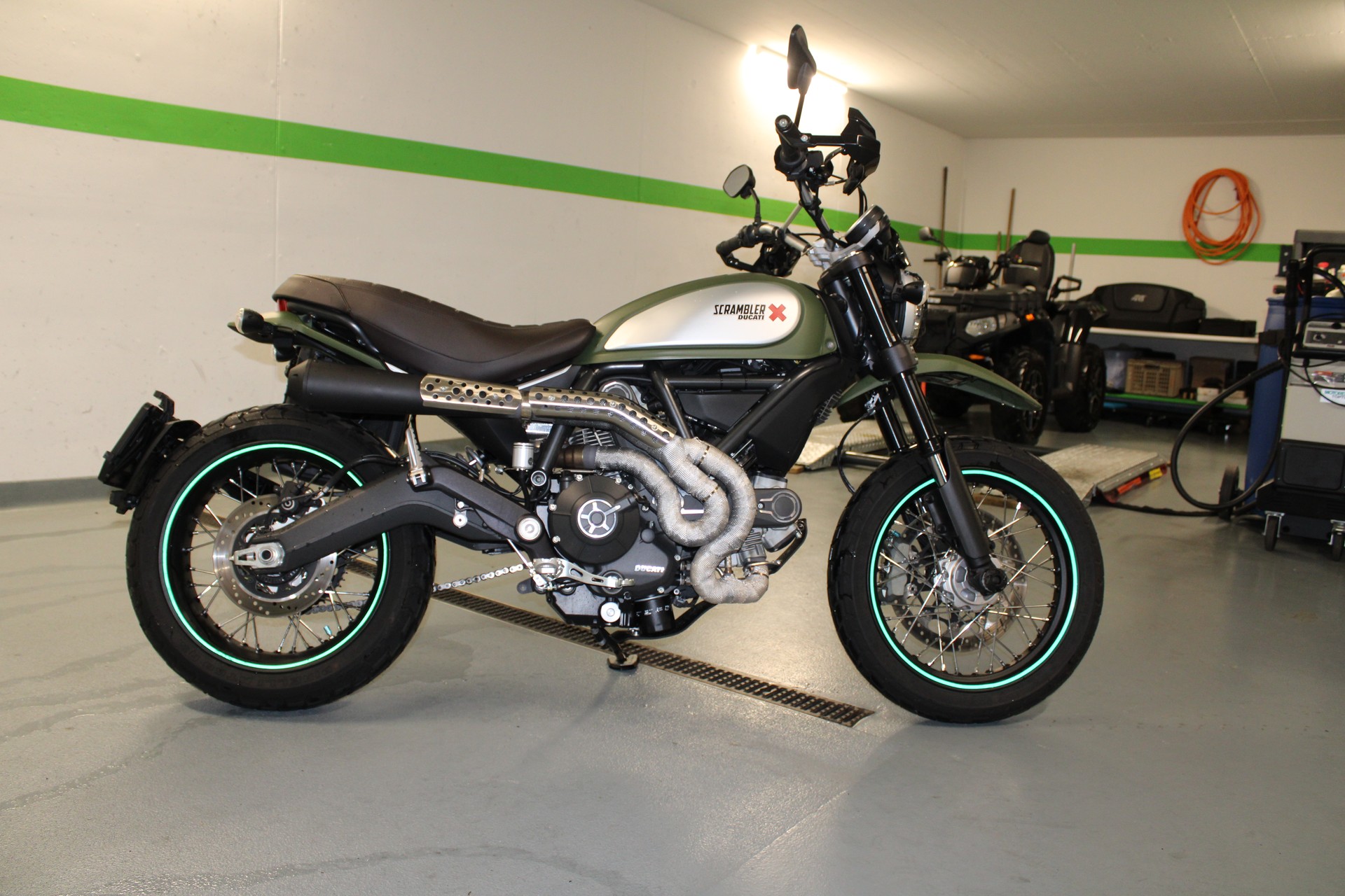 DUCATI Scrambler 800 Urban Enduro-image-5