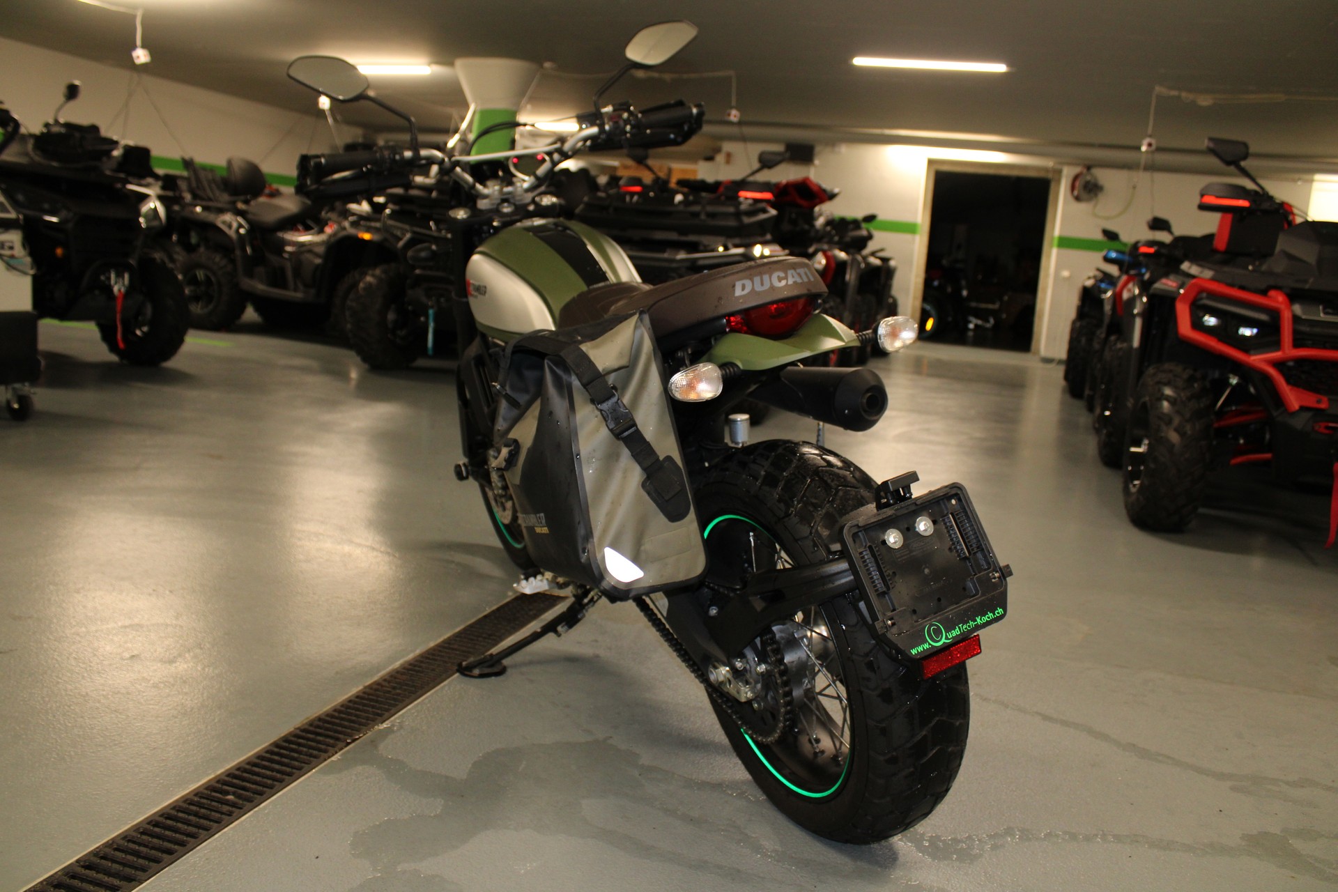 DUCATI Scrambler 800 Urban Enduro-image-2
