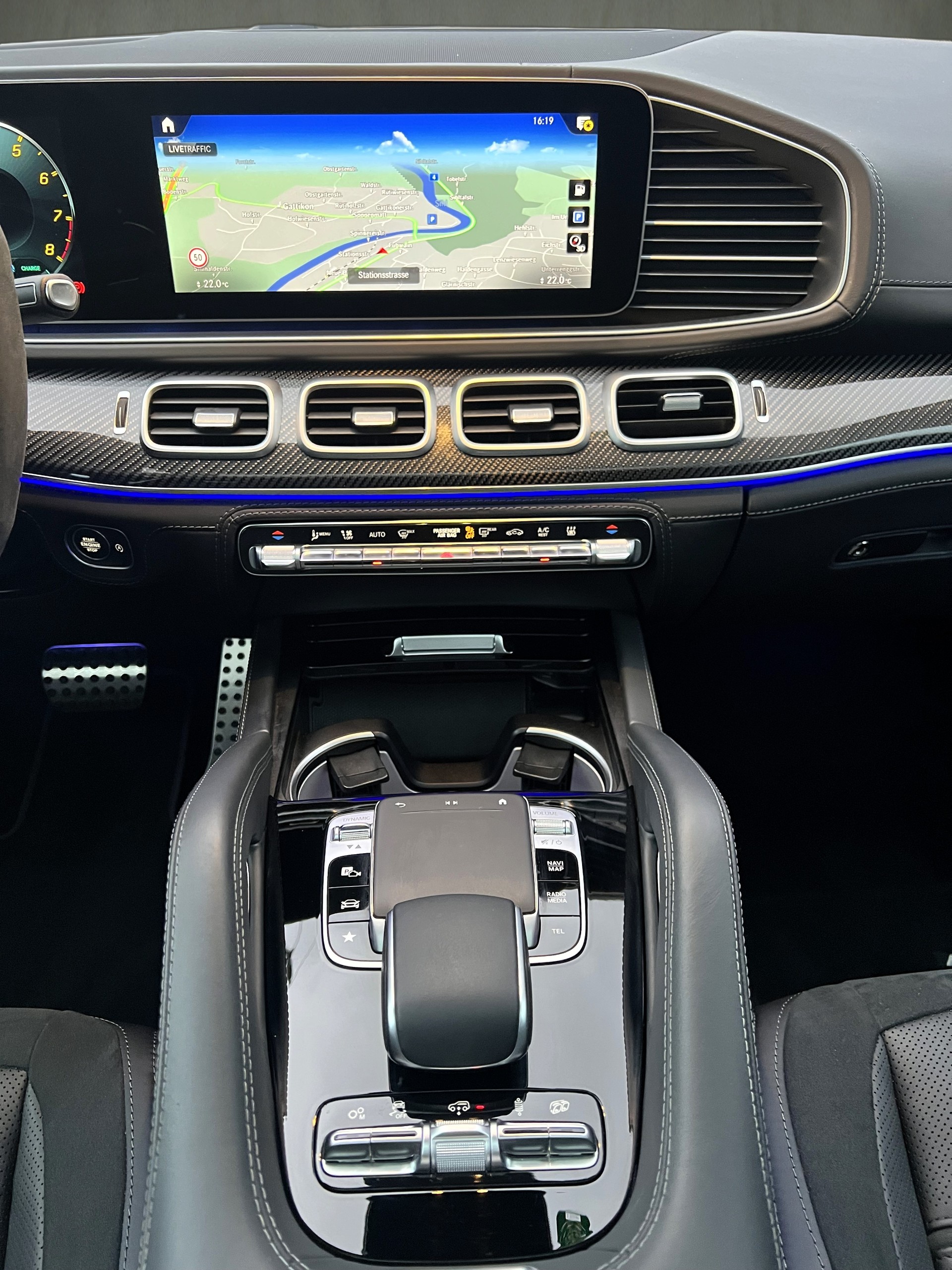 MERCEDES-BENZ GLE Coupé 63 S AMG 4Matic+ Speedshift-image-13