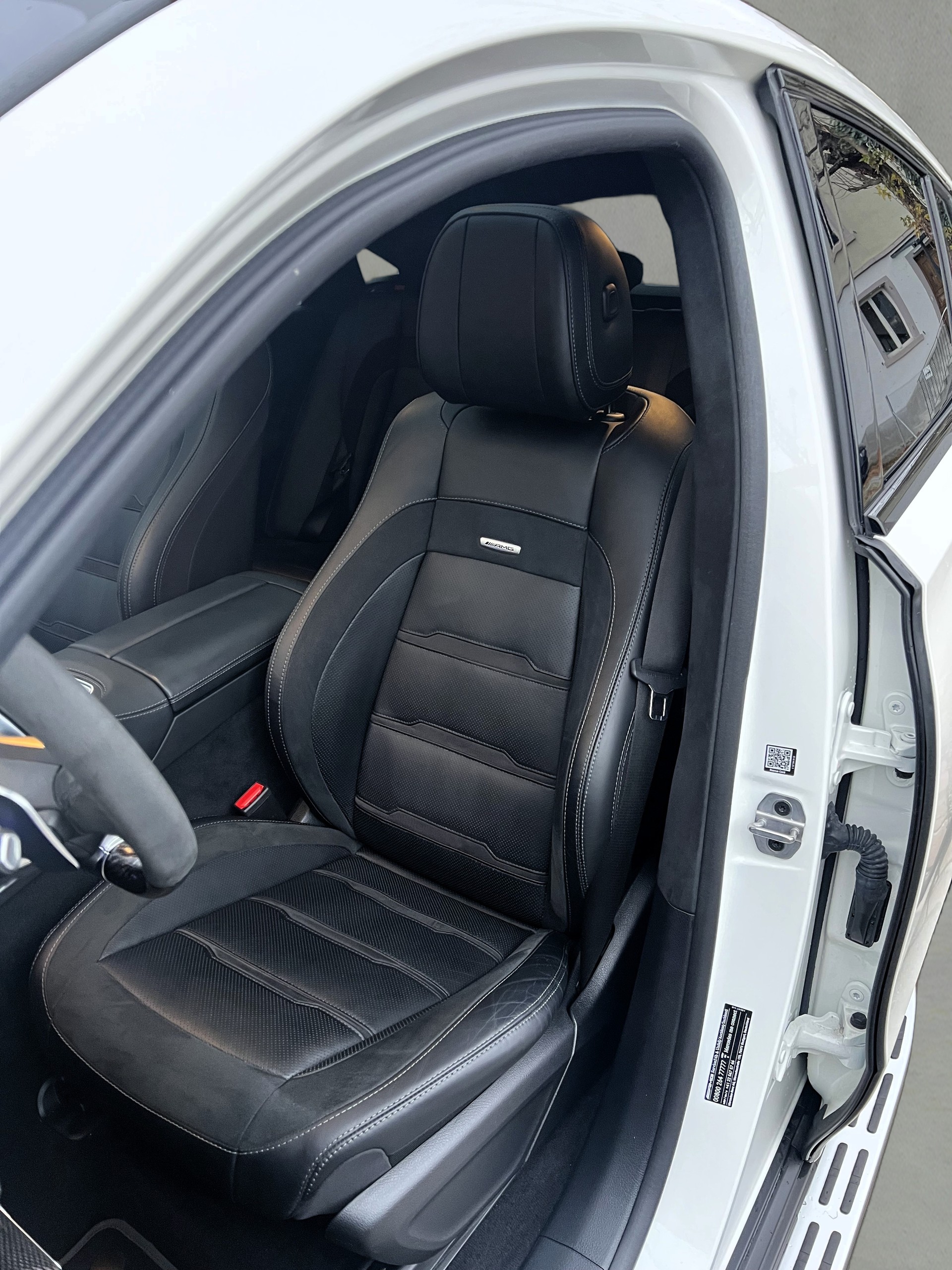 MERCEDES-BENZ GLE Coupé 63 S AMG 4Matic+ Speedshift-image-12