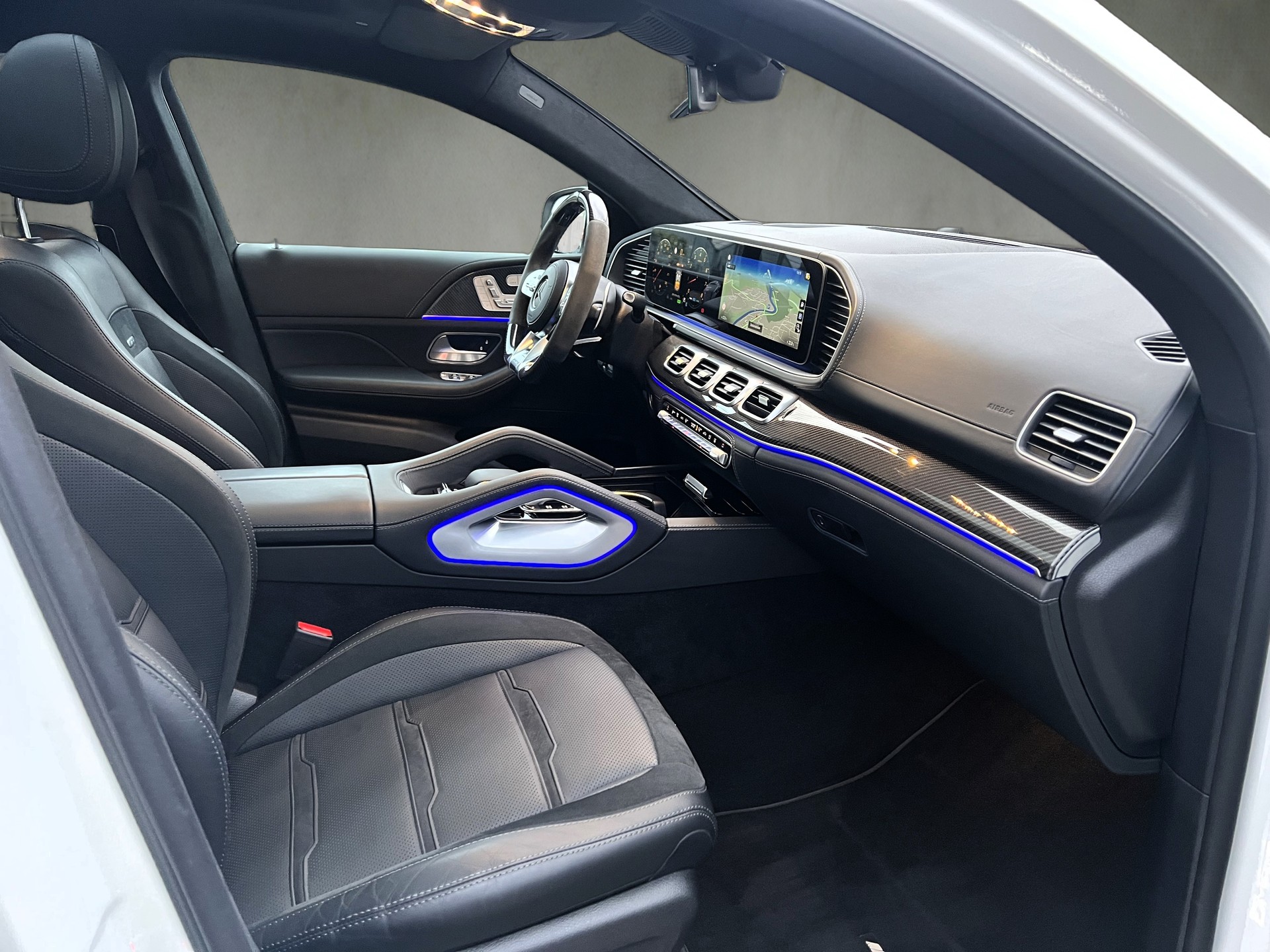 MERCEDES-BENZ GLE Coupé 63 S AMG 4Matic+ Speedshift-image-10