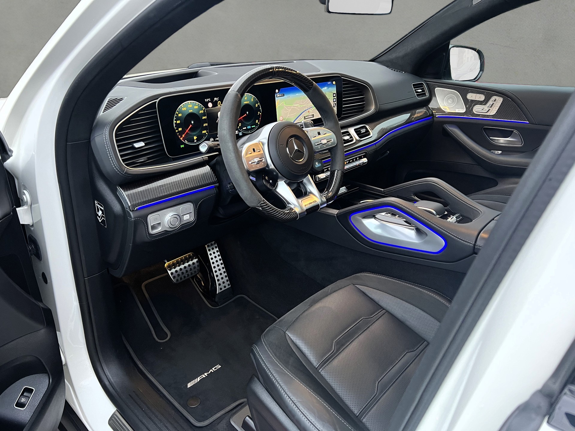MERCEDES-BENZ GLE Coupé 63 S AMG 4Matic+ Speedshift-image-11