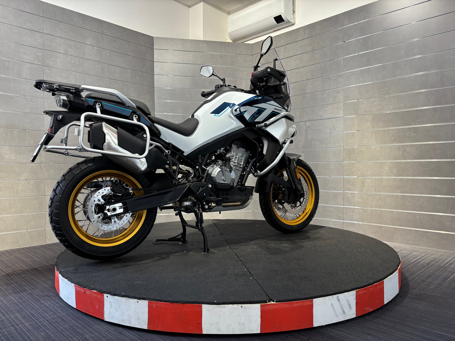 CF MOTO 800 MT Explorer-image-5