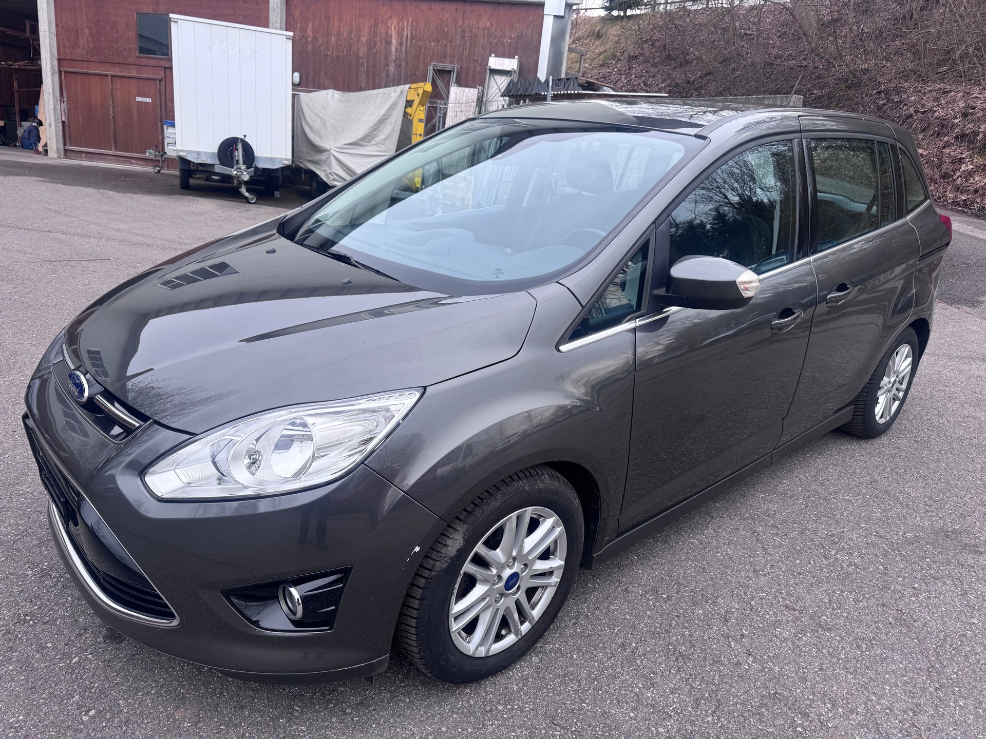 FORD Grand C-Max 1.6 TDCi Carving