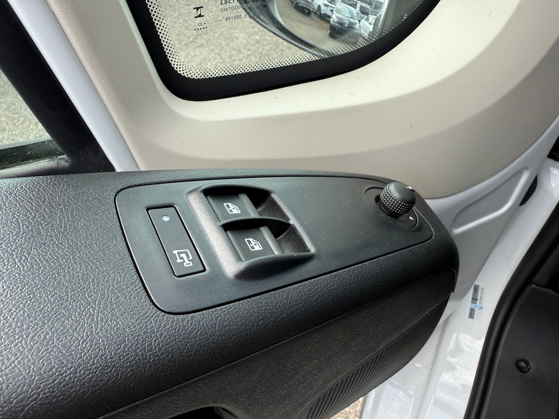 FIAT Ducato 35 L3H2 2.2MTJ 140 PS 7 Sitze 270° Garantie bis 10.2027 / 120'000 km-image-17