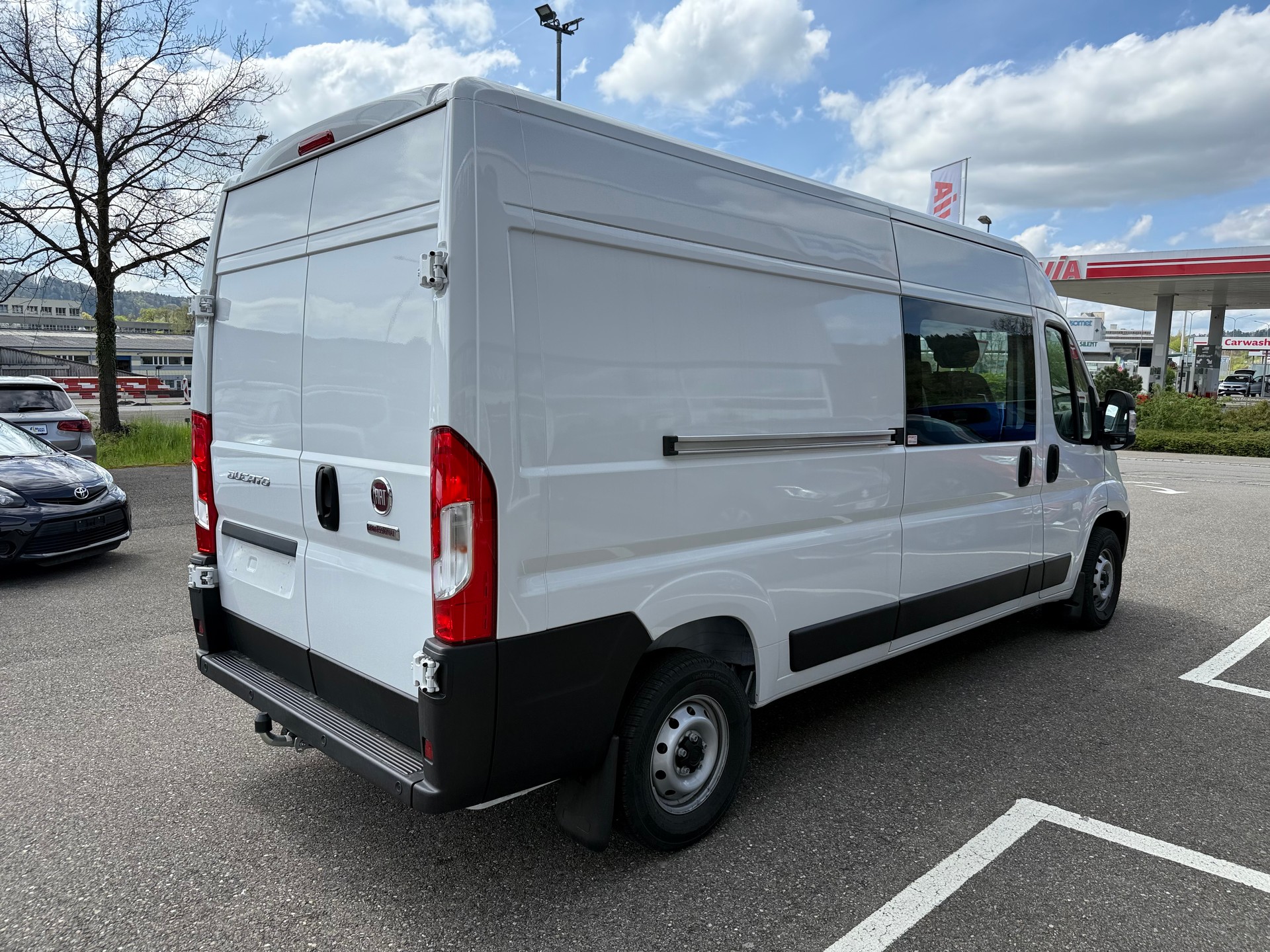FIAT Ducato 35 L3H2 2.2MTJ 140 PS 7 Sitze 270° Garantie bis 10.2027 / 120'000 km-image-5