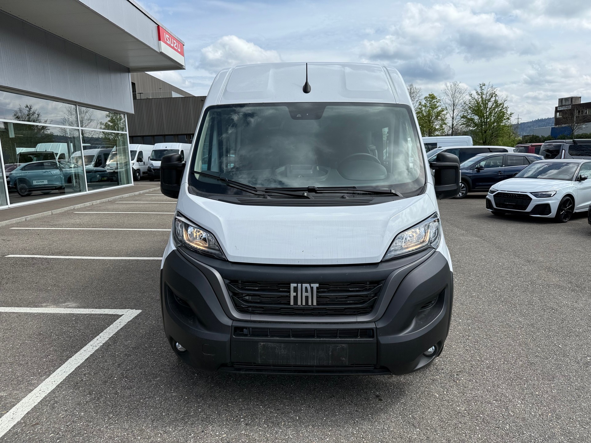 FIAT Ducato 35 L3H2 2.2MTJ 140 PS 7 Sitze 270° Garantie bis 10.2027 / 120'000 km-showroom-element-1