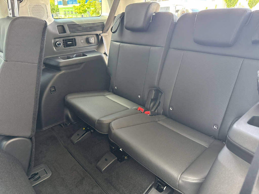 HYUNDAI Santa Fe 1.6 T-GDi PHEV Vertex-image-13