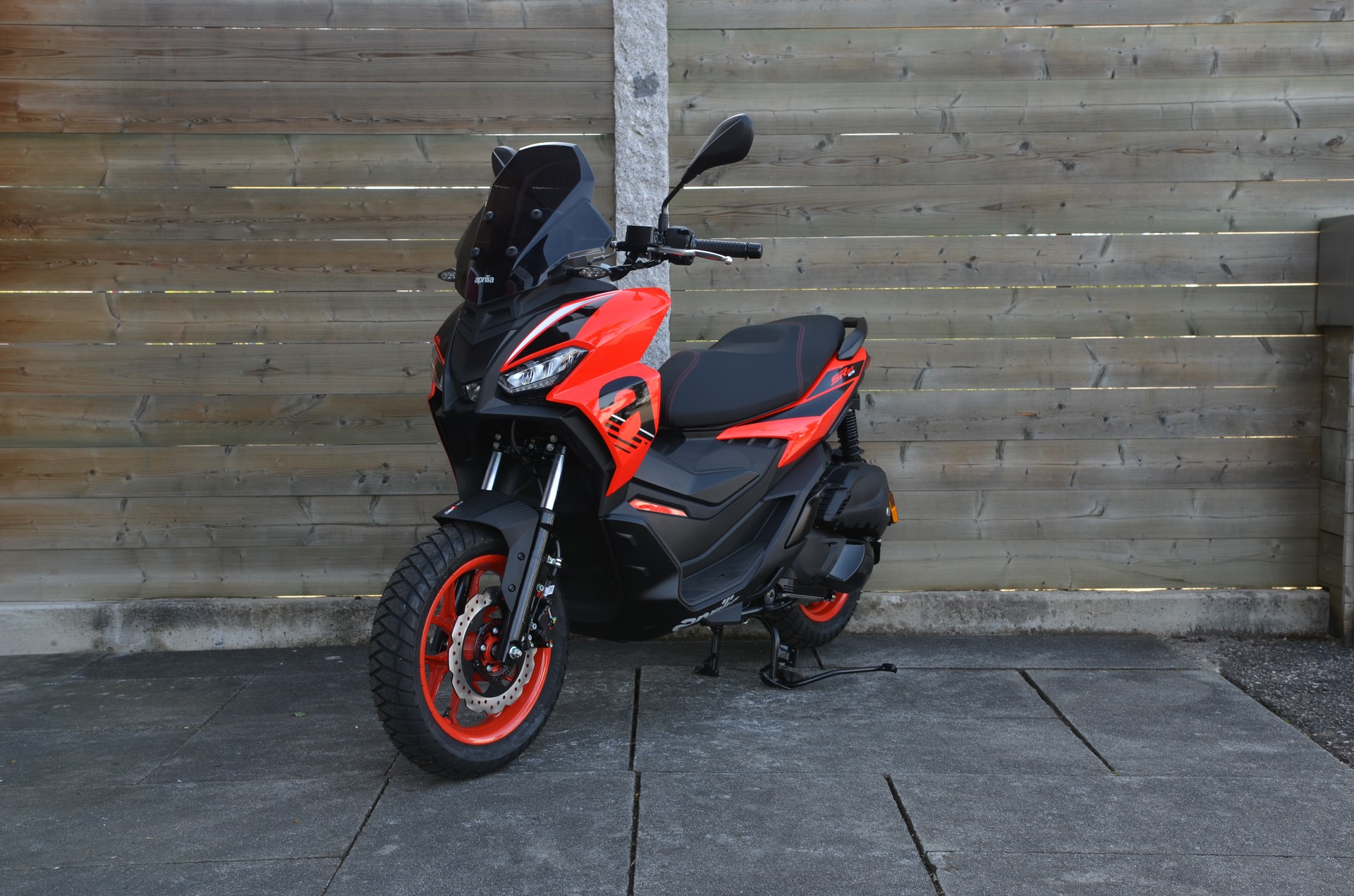 APRILIA SR 125 GT Sport ABS E5+-image-1
