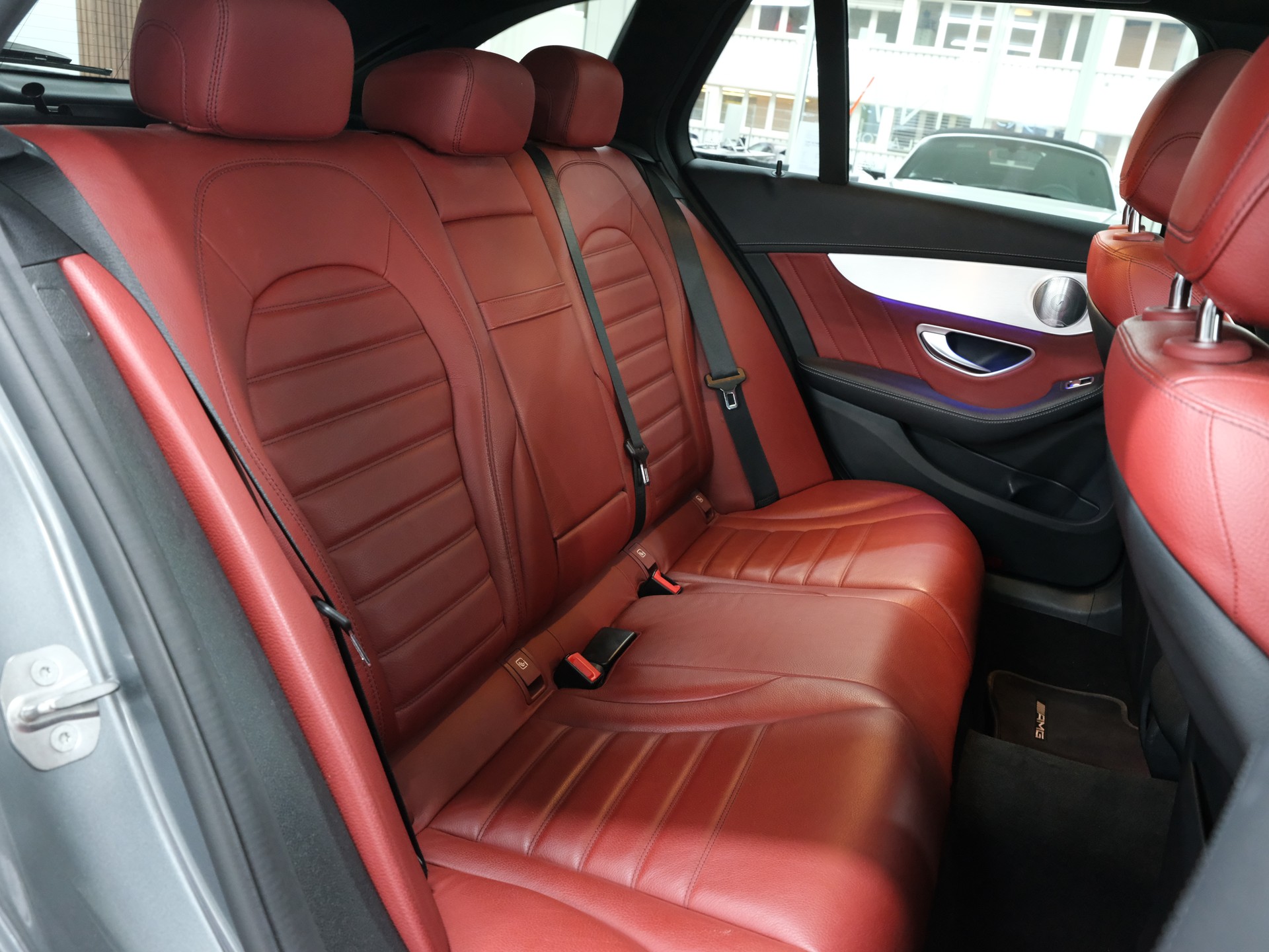 MERCEDES-BENZ C 43 AMG 4Matic 9G-Tronic-image-15