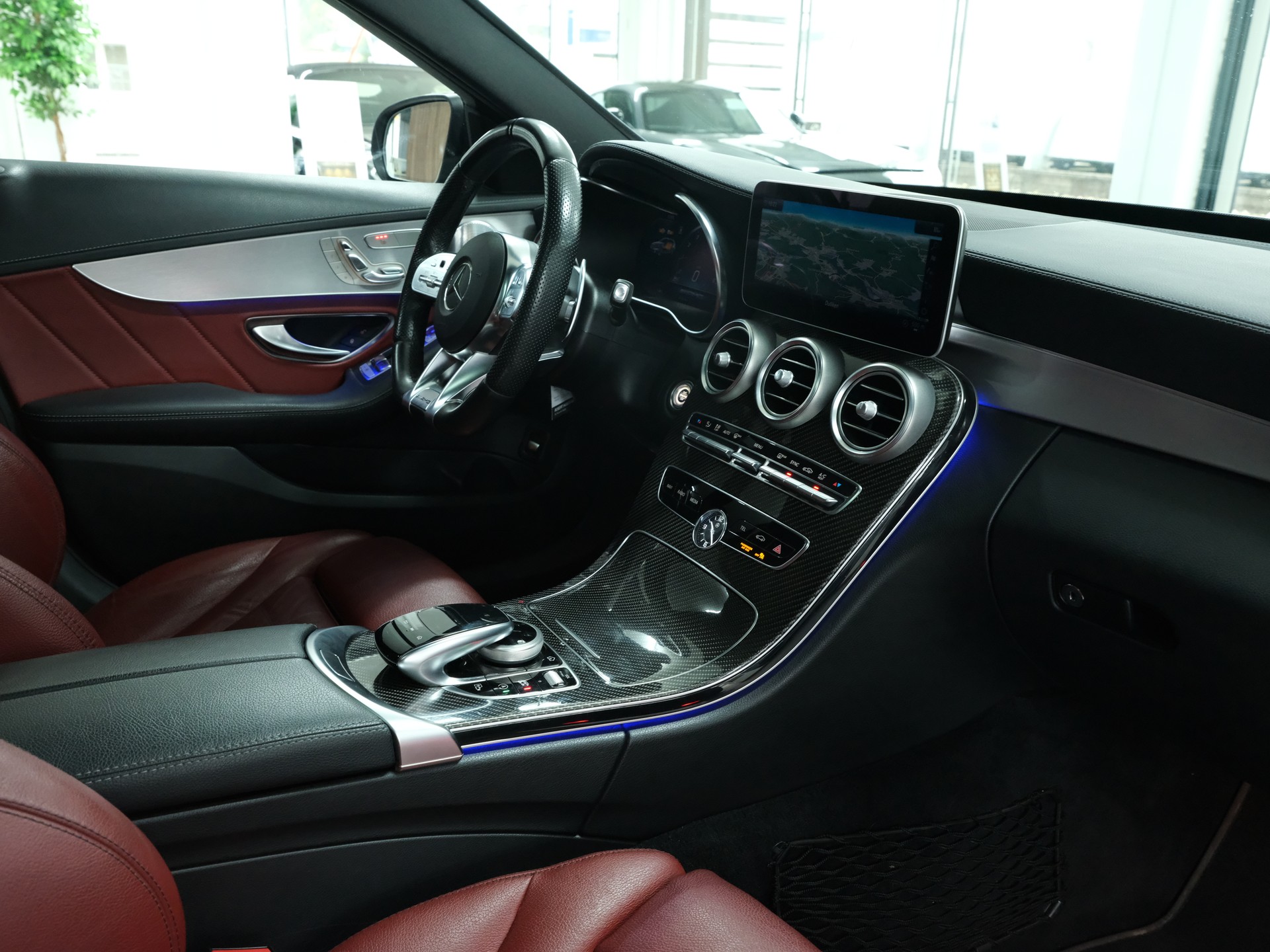 MERCEDES-BENZ C 43 AMG 4Matic 9G-Tronic-image-13