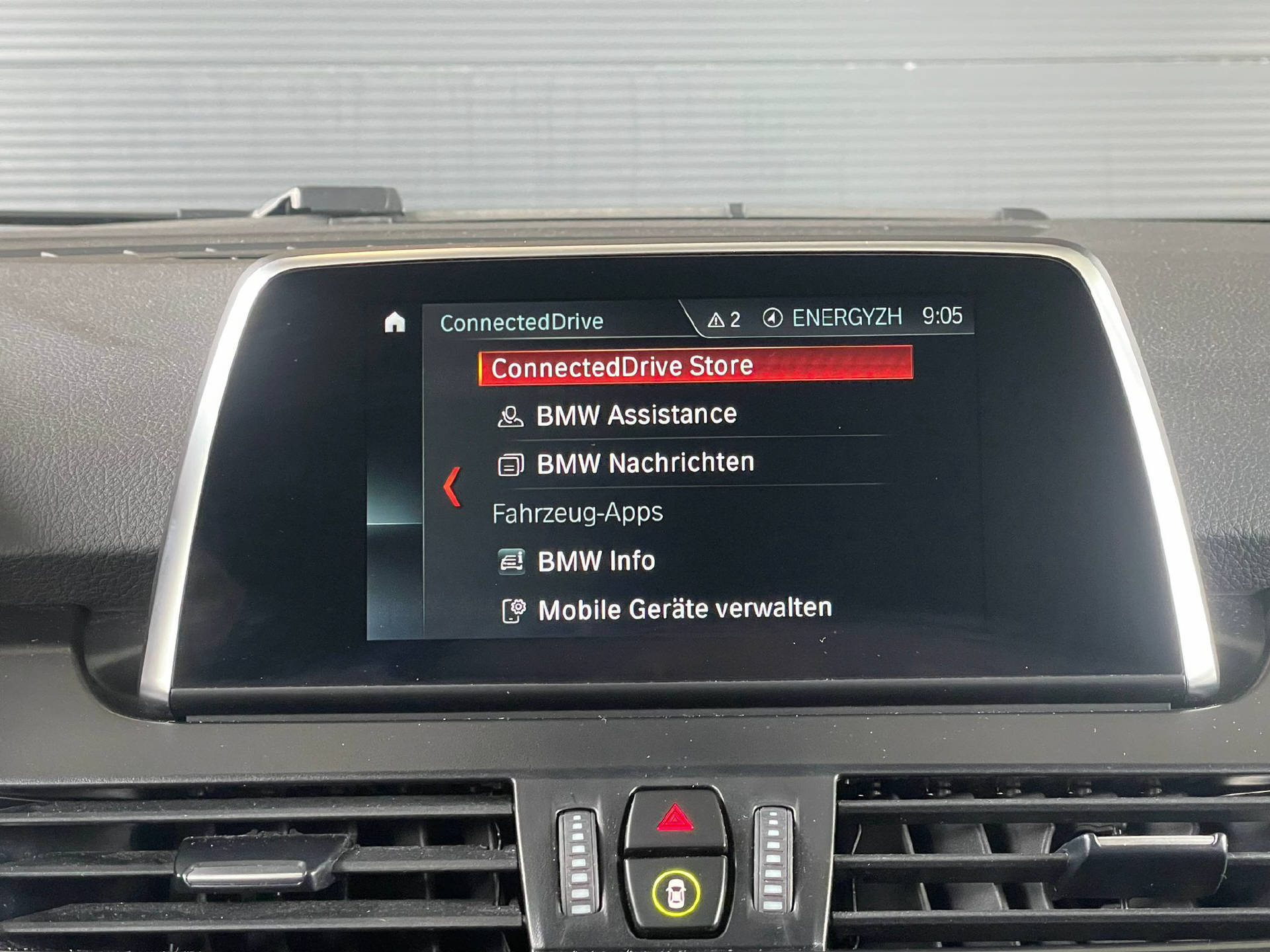 BMW 220d xDrive Gran Tourer-image-13