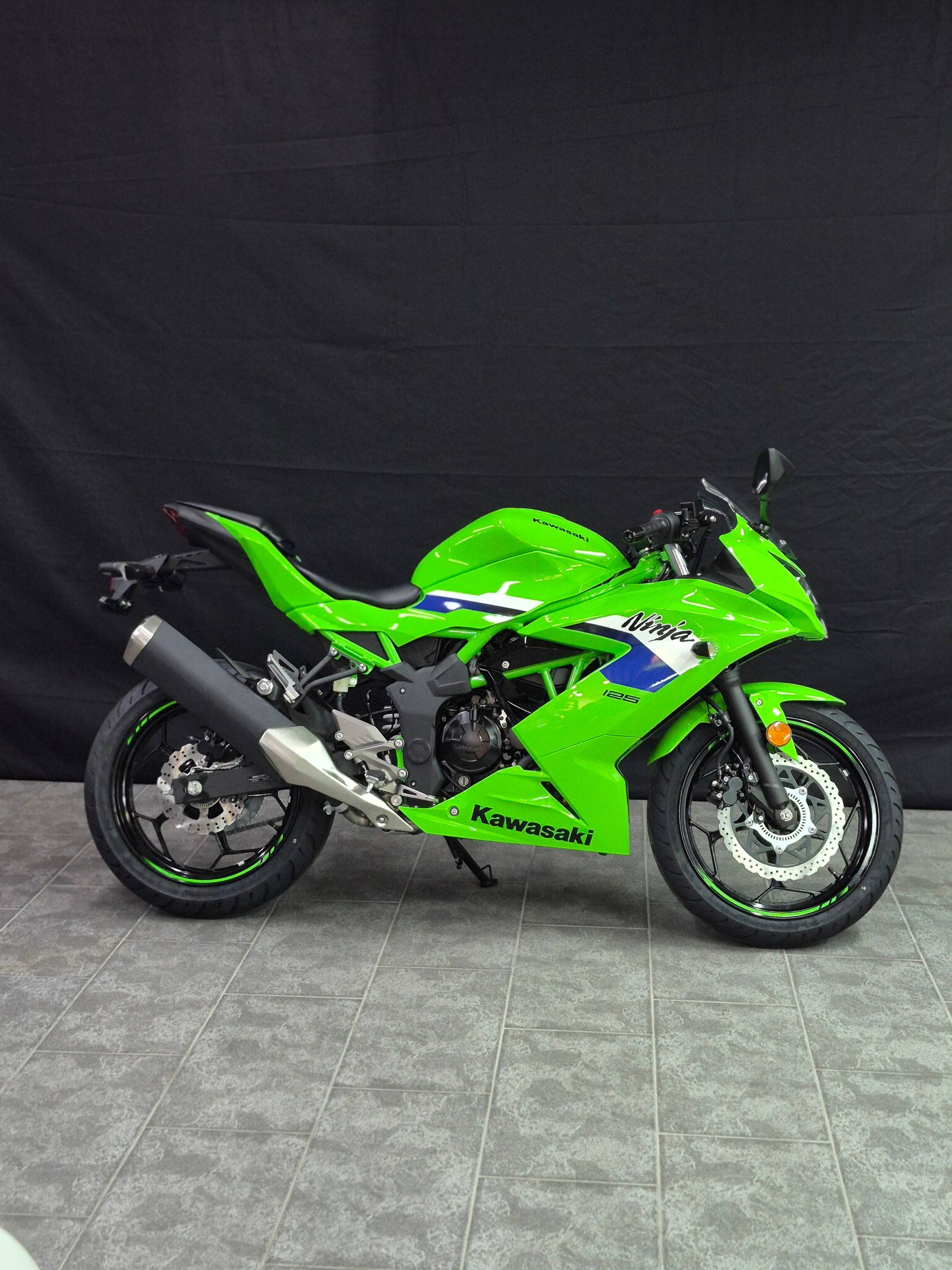 KAWASAKI Ninja 125 MY26-image-11