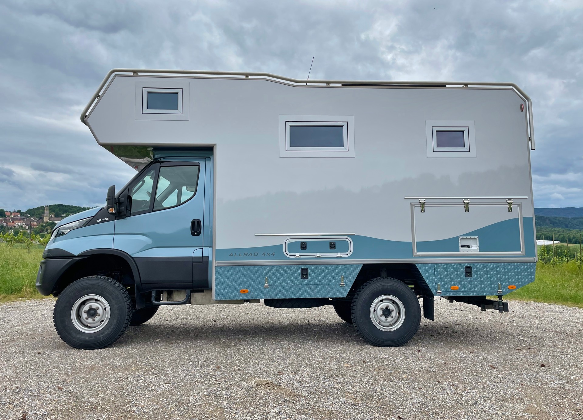 BIMOBIL EX 420 auf Basis Iveco Daily 55S 18W 4x4-image-6