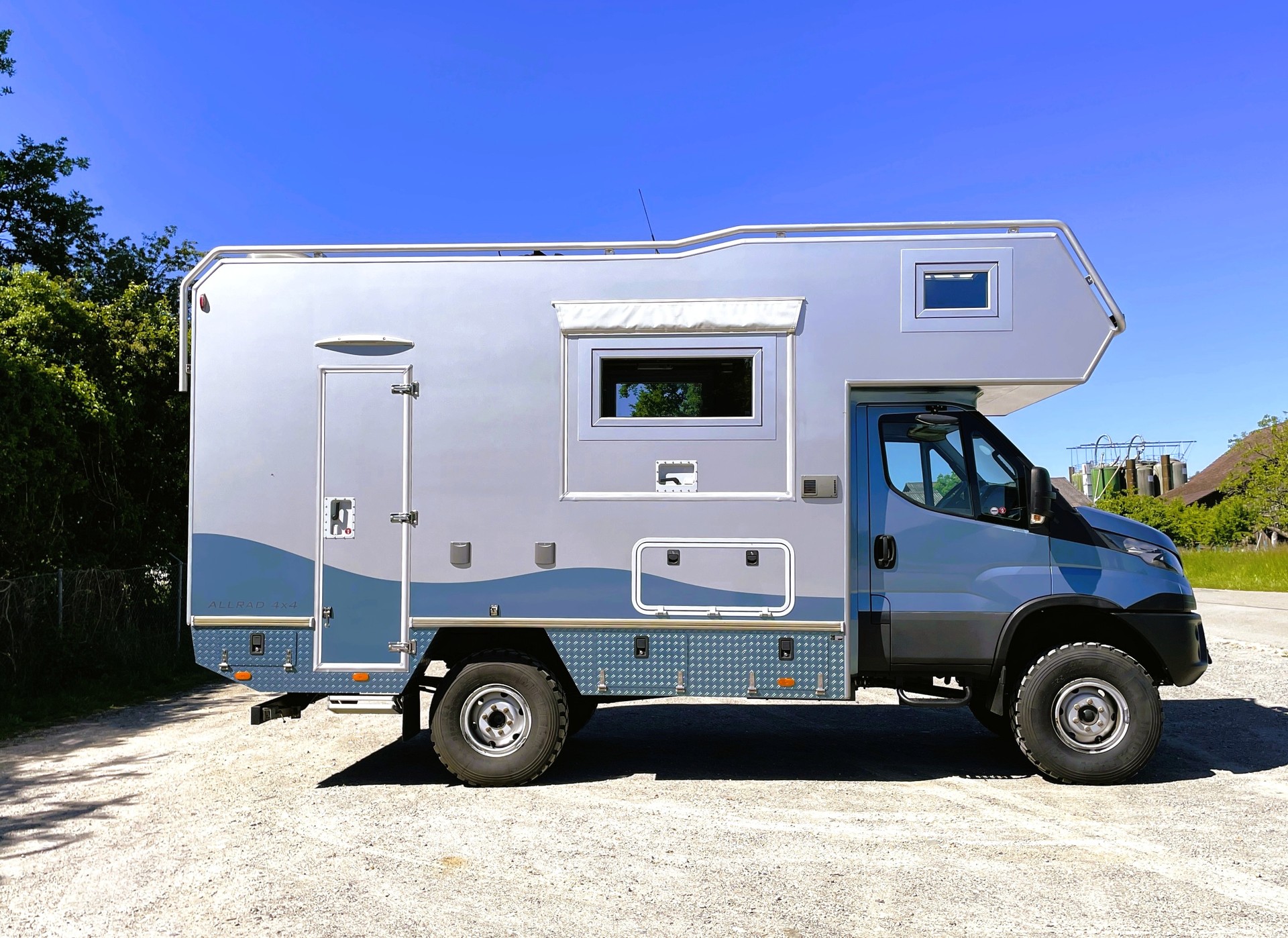 BIMOBIL EX 420 auf Basis Iveco Daily 55S 18W 4x4-showroom-element-2