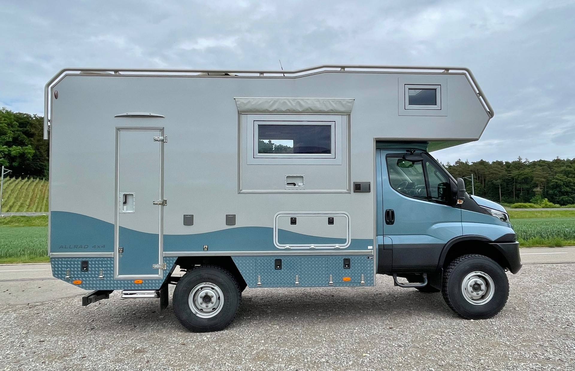 BIMOBIL EX 420 auf Basis Iveco Daily 55S 18W 4x4-showroom-element-3