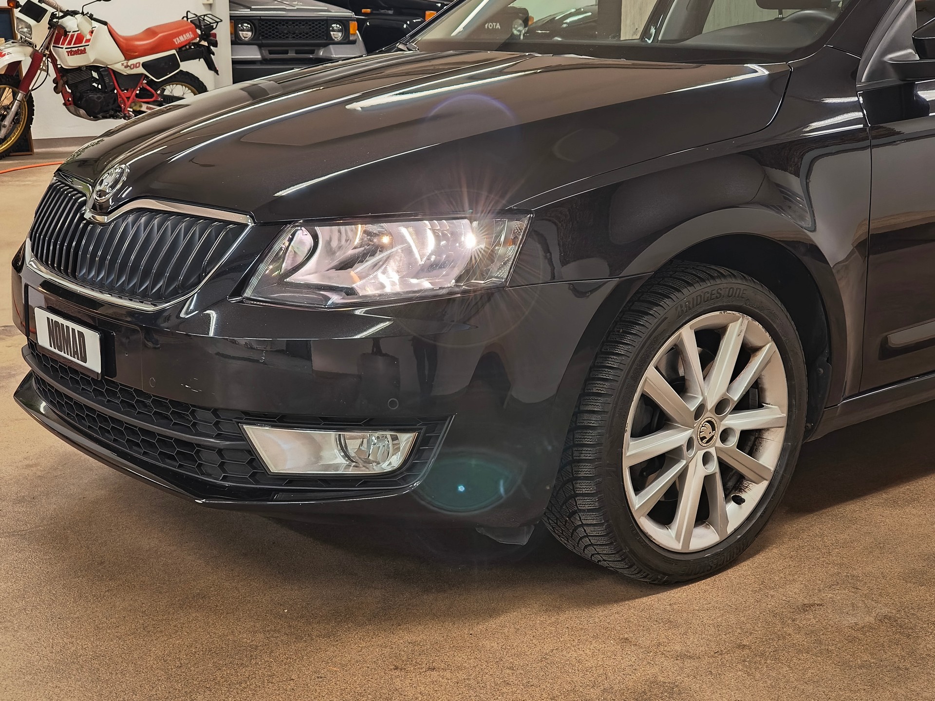 SKODA Octavia Combi 2.0 TDI Ambition 4x4 DSG-showroom-element-1