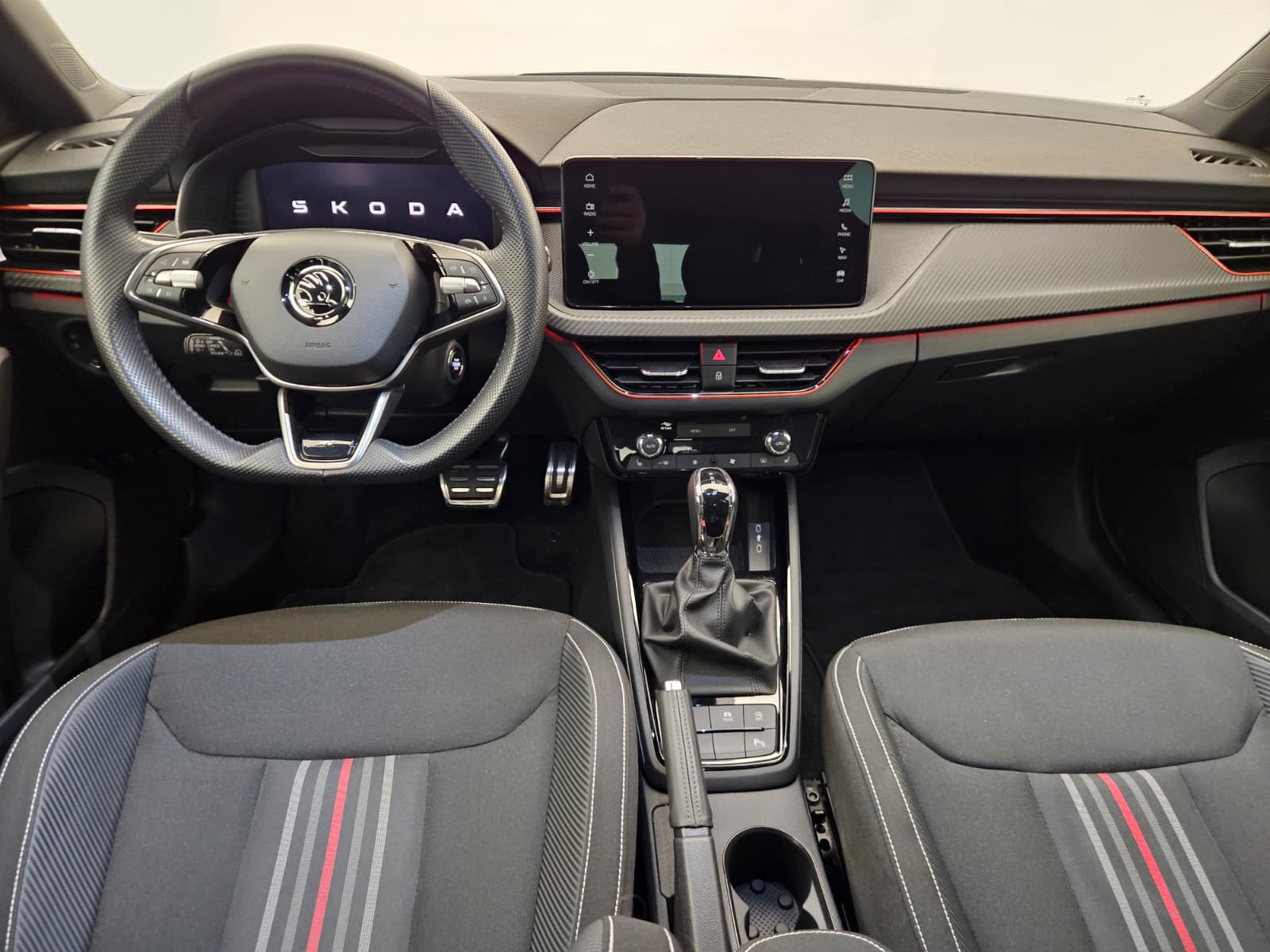 SKODA Kamiq 1.0 TSI Monte Carlo DSG-image-9