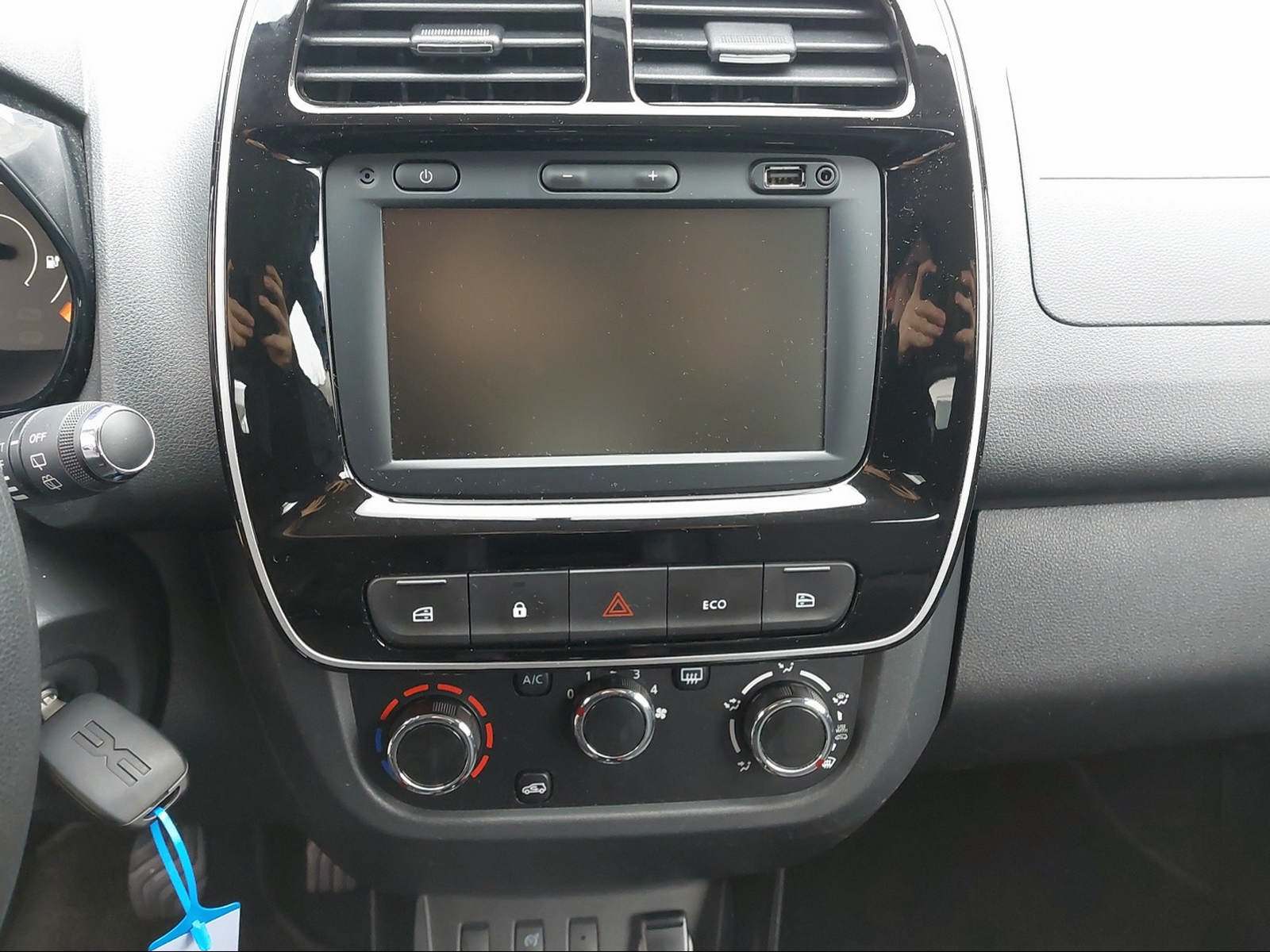 DACIA Spring Expression-image-9
