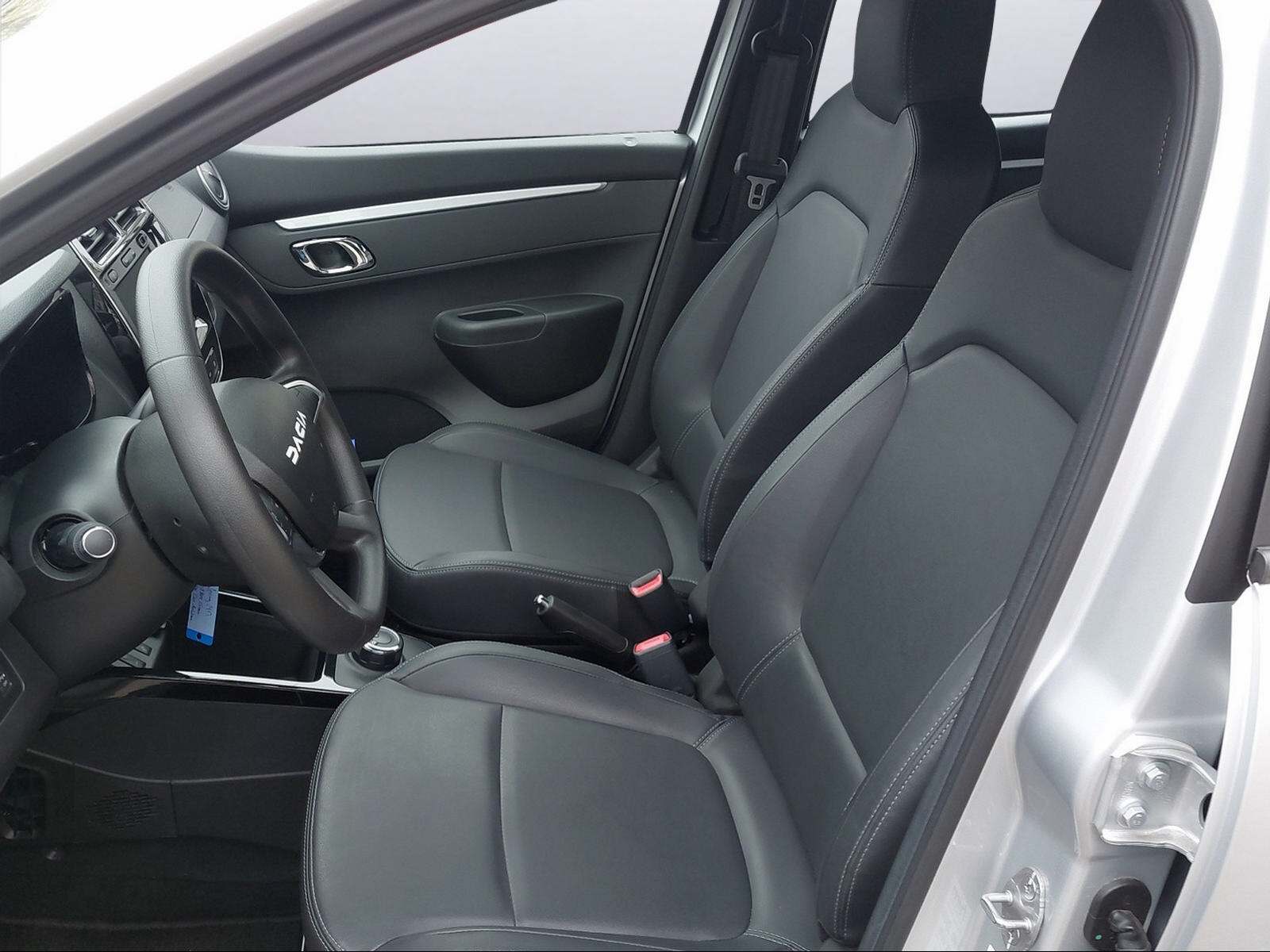 DACIA Spring Expression-image-4