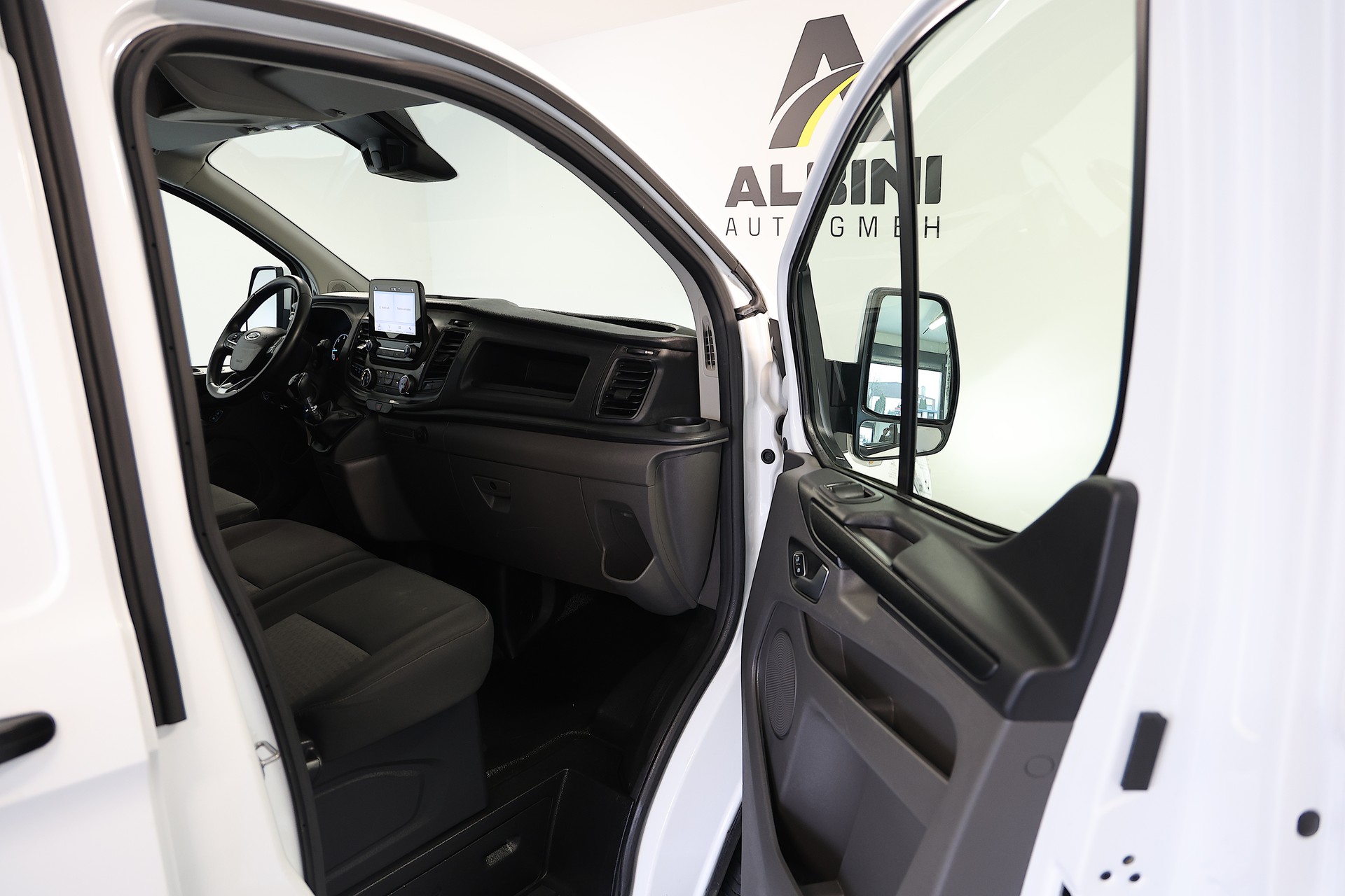 FORD Transit Custom Van 320 L2H1 Trend-image-13