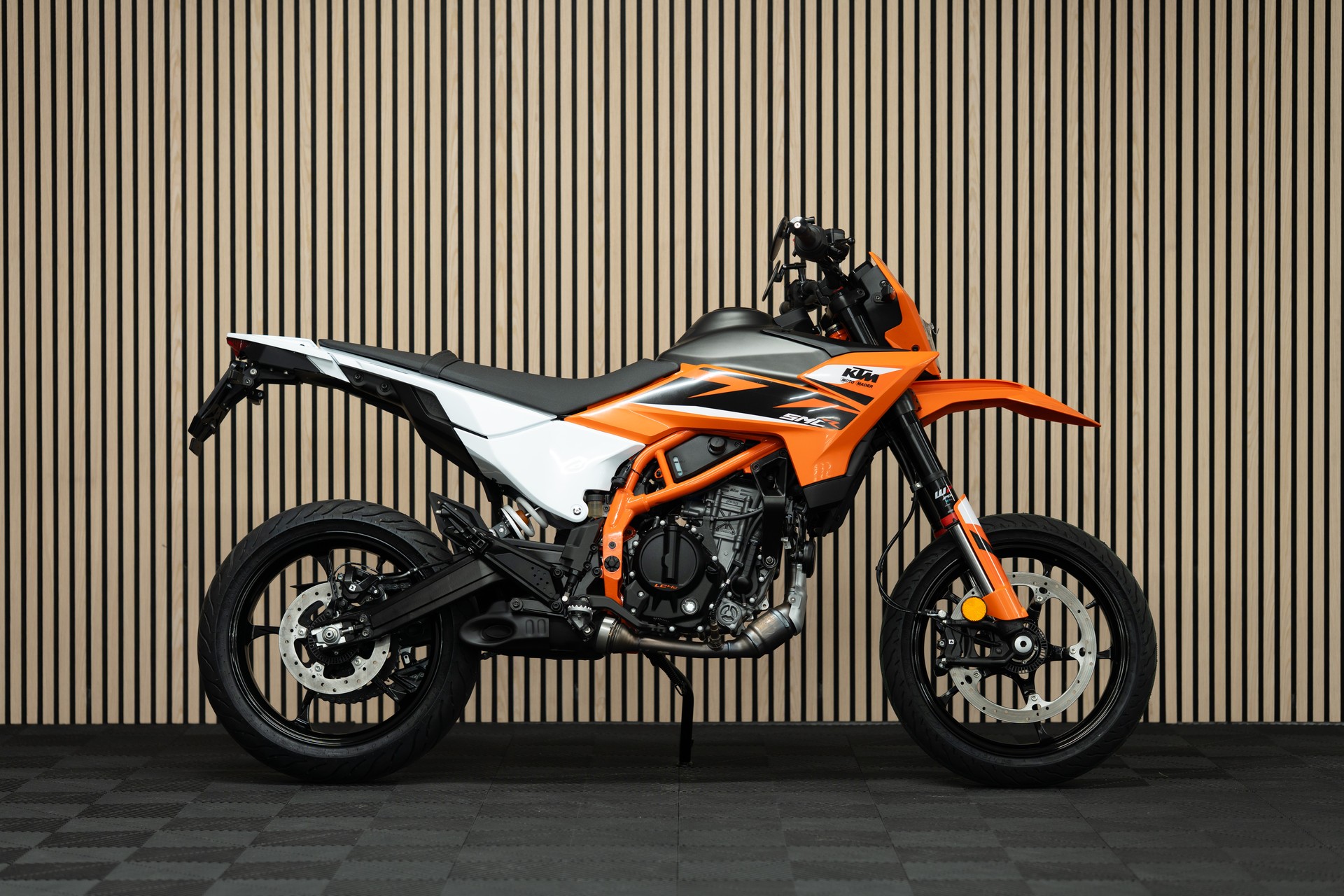 KTM 125 SMC R mit Kurzheck und SuMo-Spiegelumbau-image-0