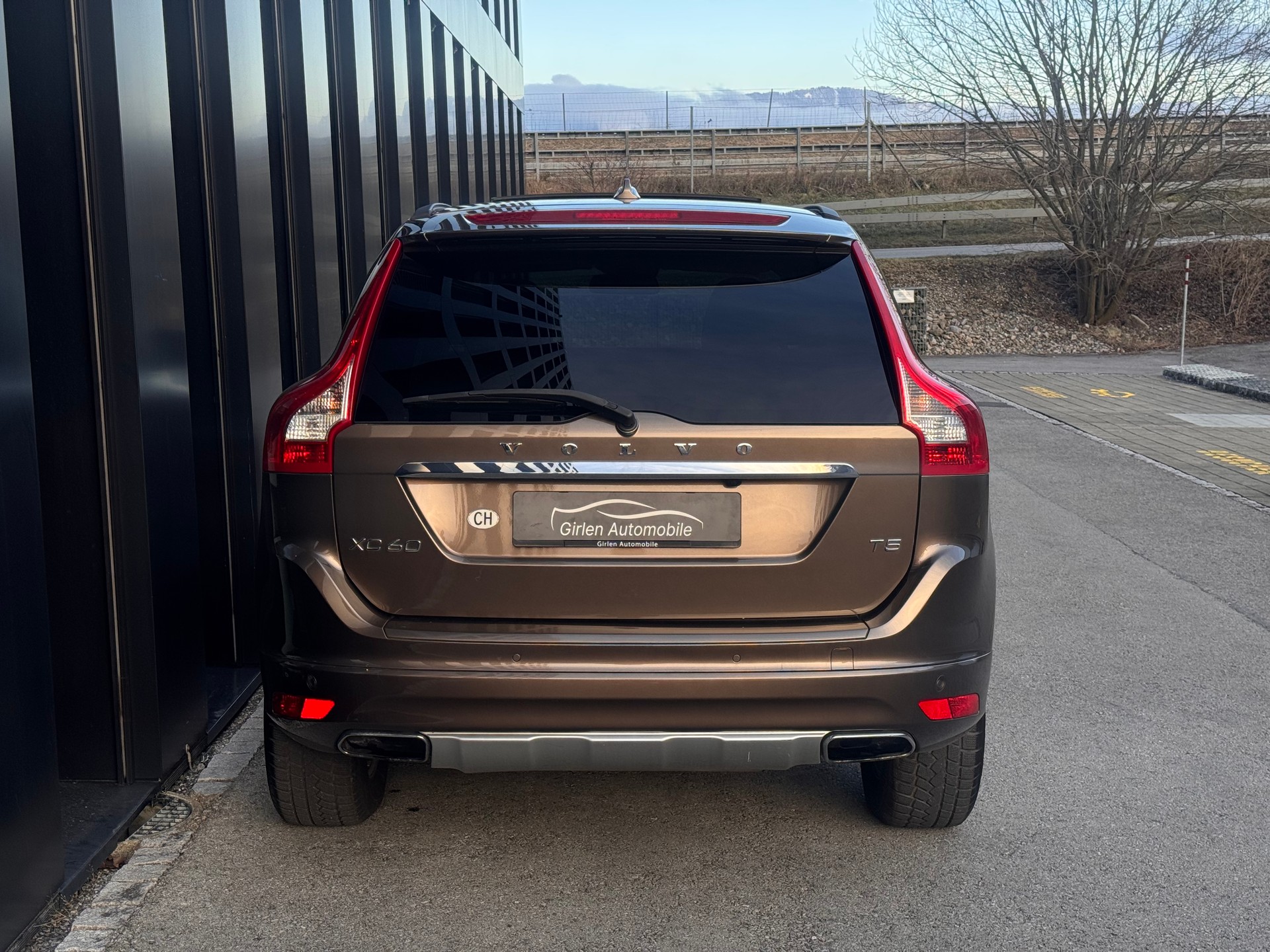 VOLVO XC60 T5 Momentum Powershift-image-11