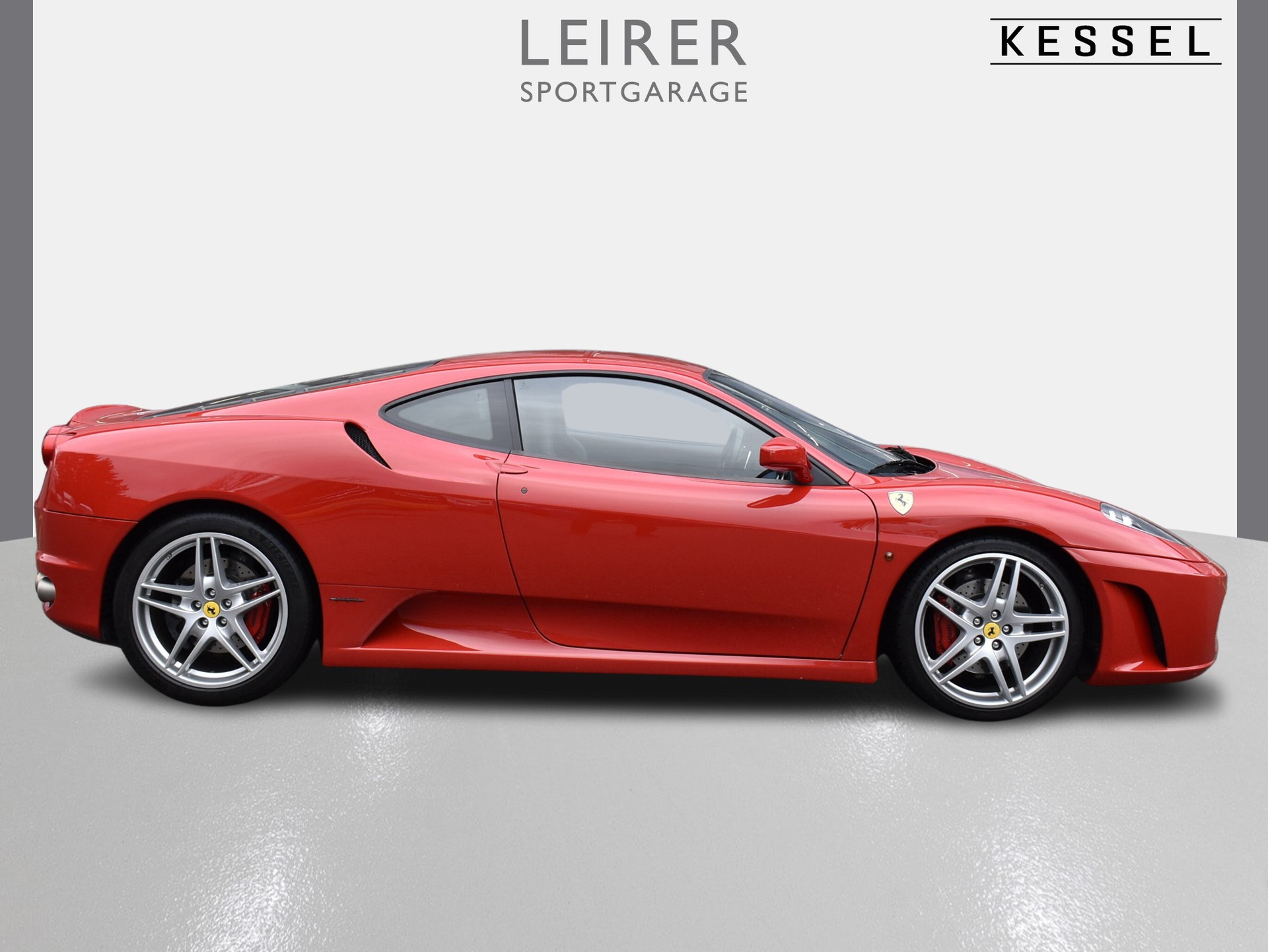 FERRARI F430-showroom-element-1