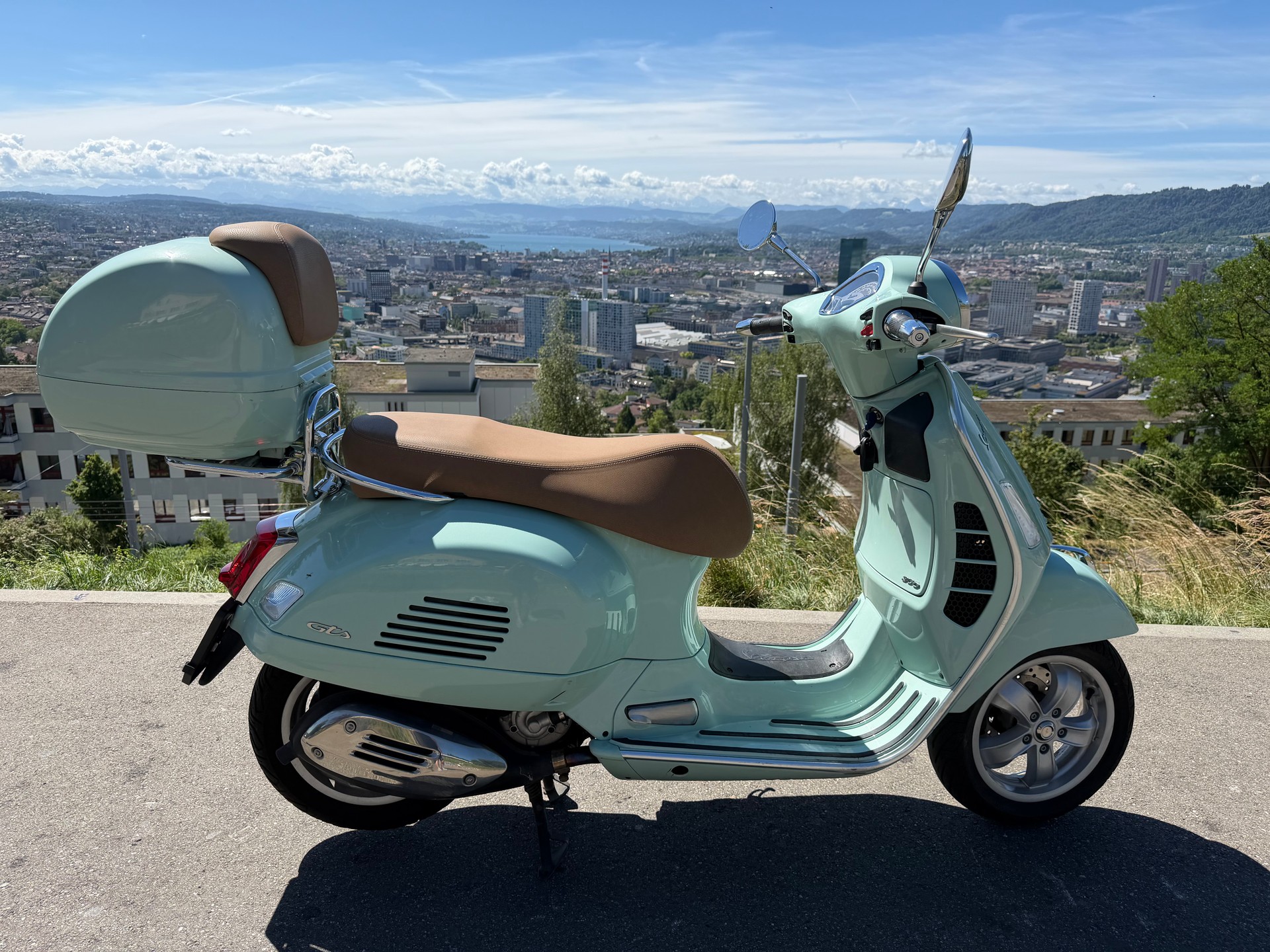 PIAGGIO Vespa GTS 300 ABS-image-0
