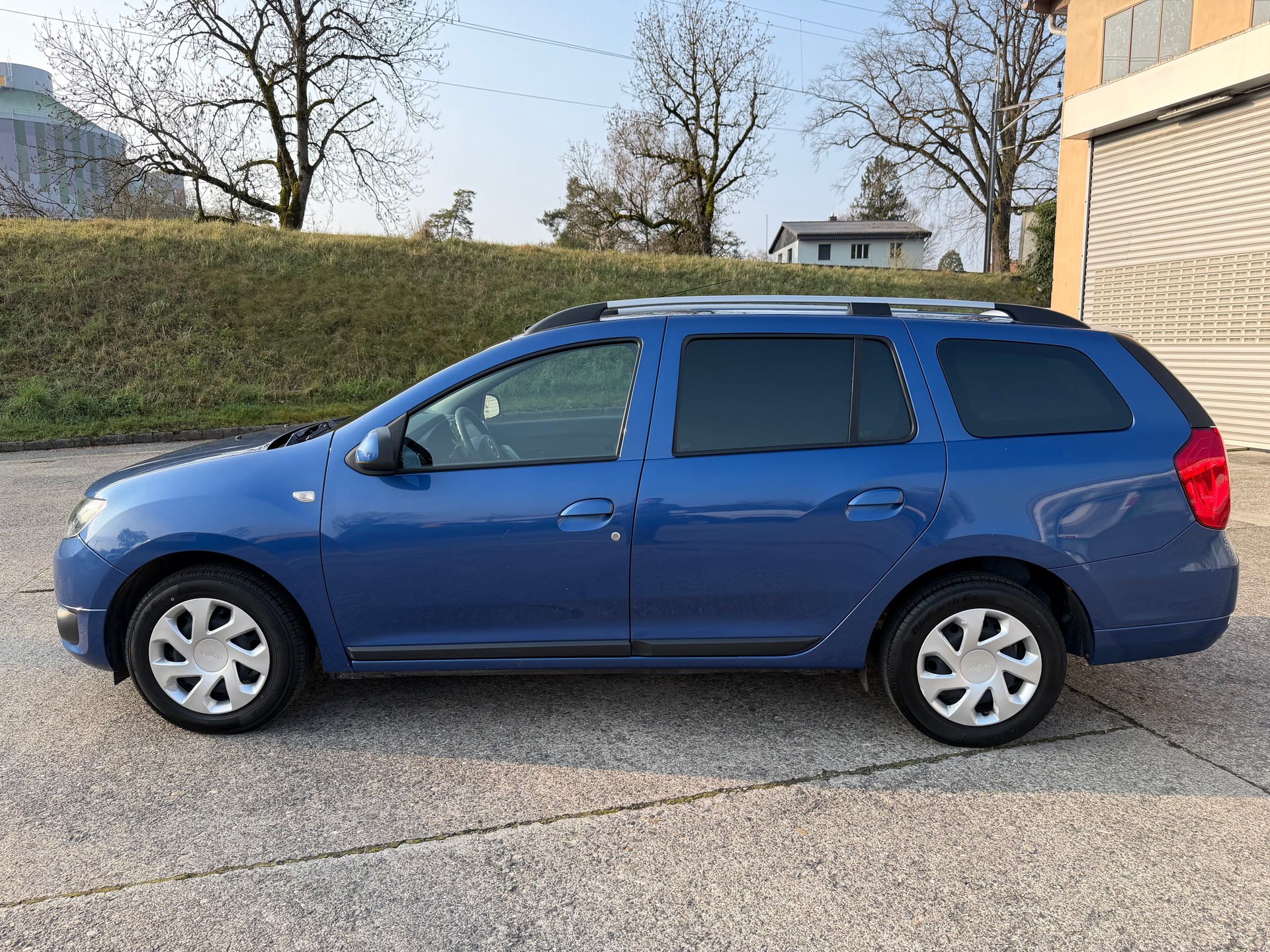 DACIA Logan MCV 0.9 Supreme-showroom-element-1